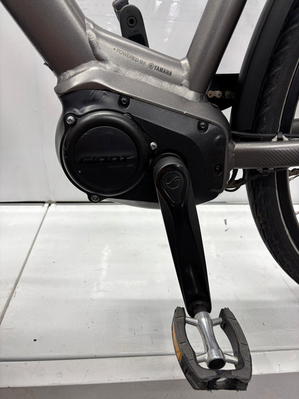 Giant Entour E+0 Fahrrad - Rahmengröße L - Bastlerad - DEFEKT