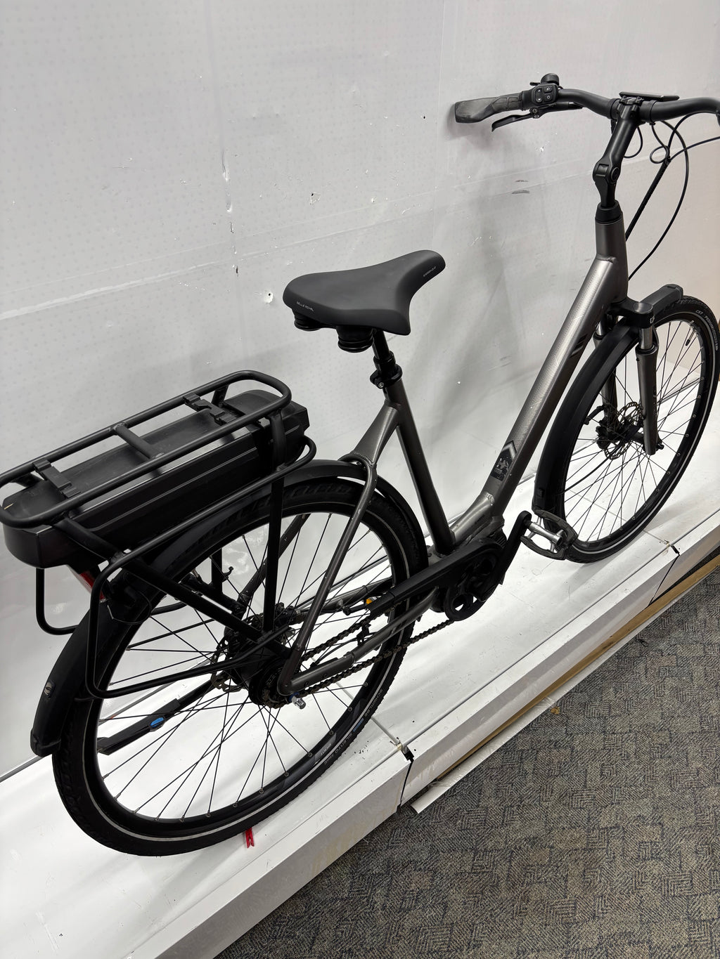 Giant Entour E+0 Fahrrad - Rahmengröße L - Bastlerad - DEFEKT