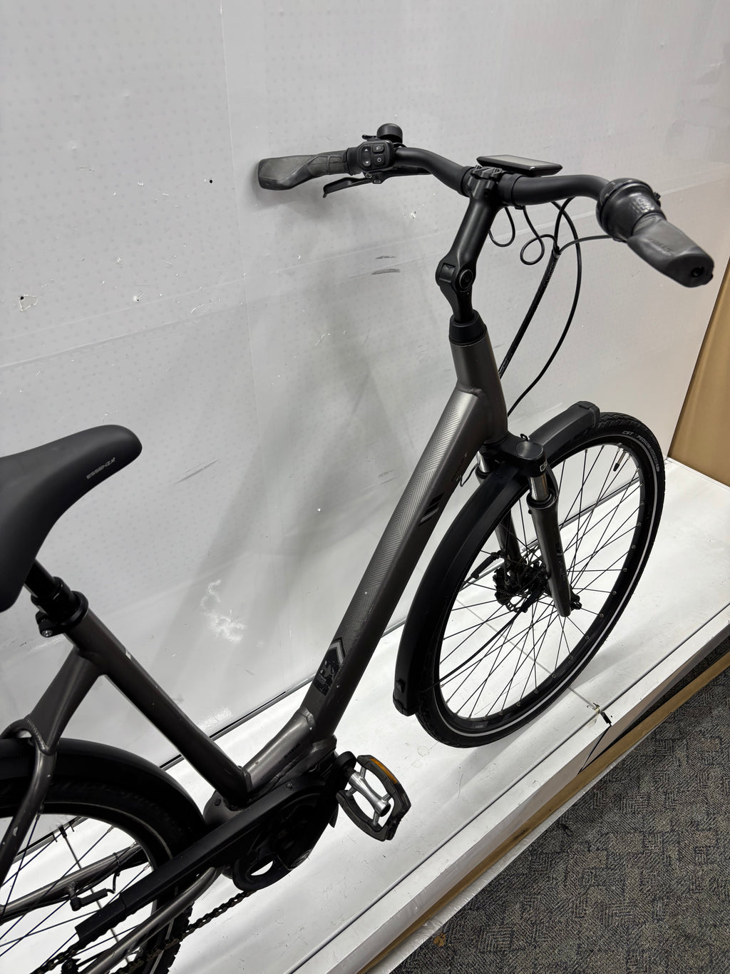Giant Entour E+0 Fahrrad - Rahmengröße L - Bastlerad - DEFEKT