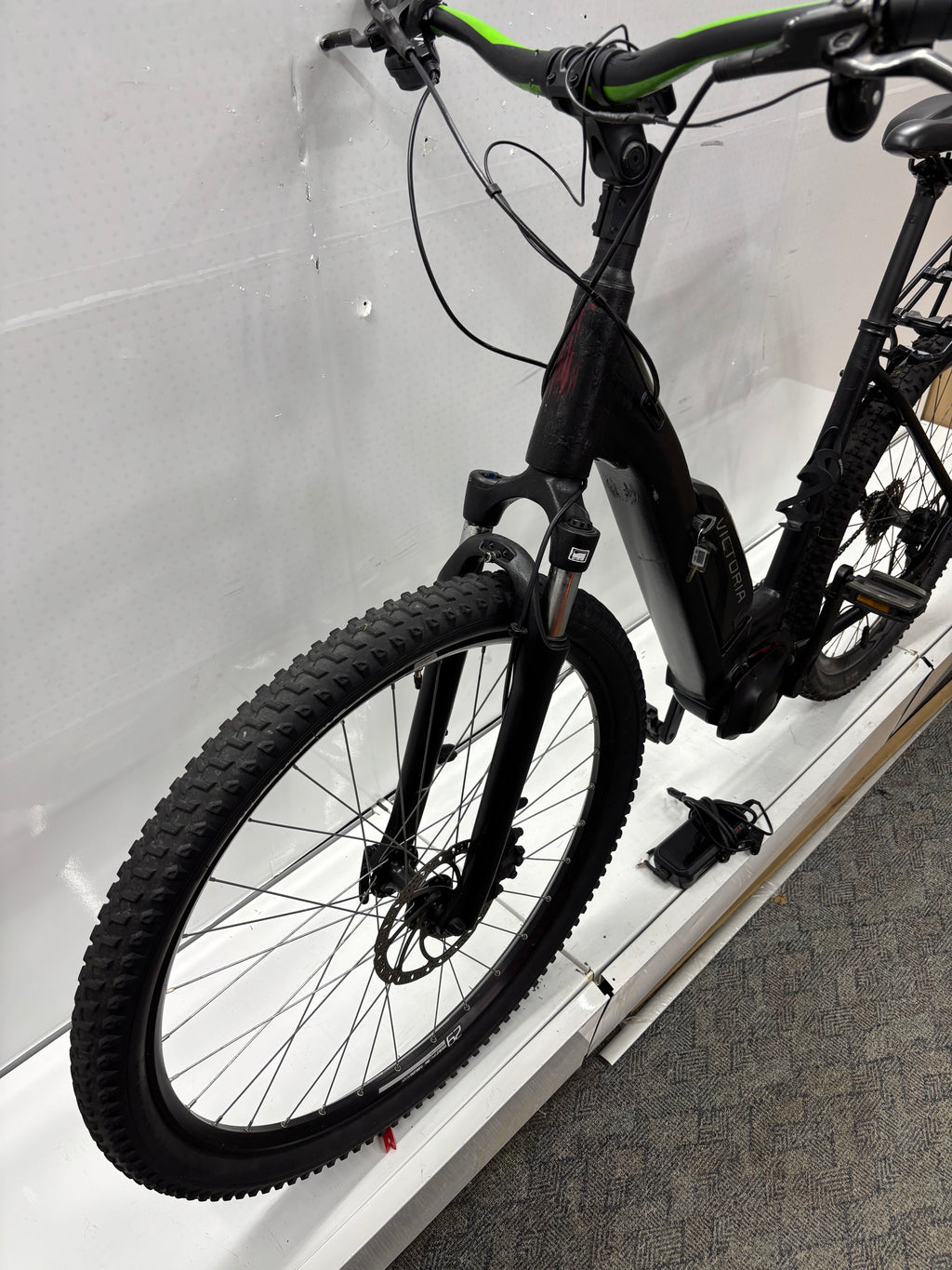 Victoria E-Touring 7.4 - Bastler - DEFEKT