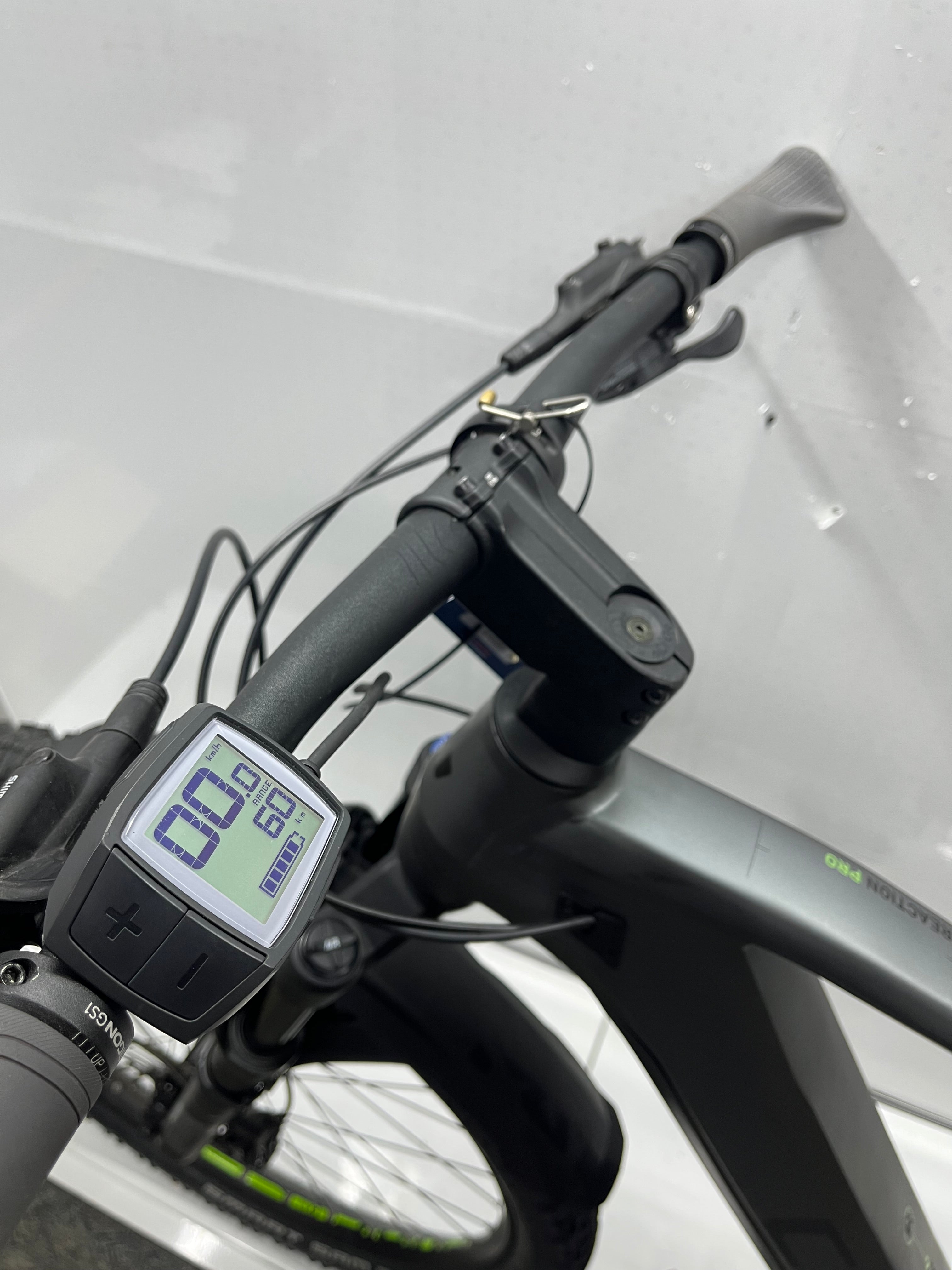 Cube Reaction Hybrid, keine 1500 KM !