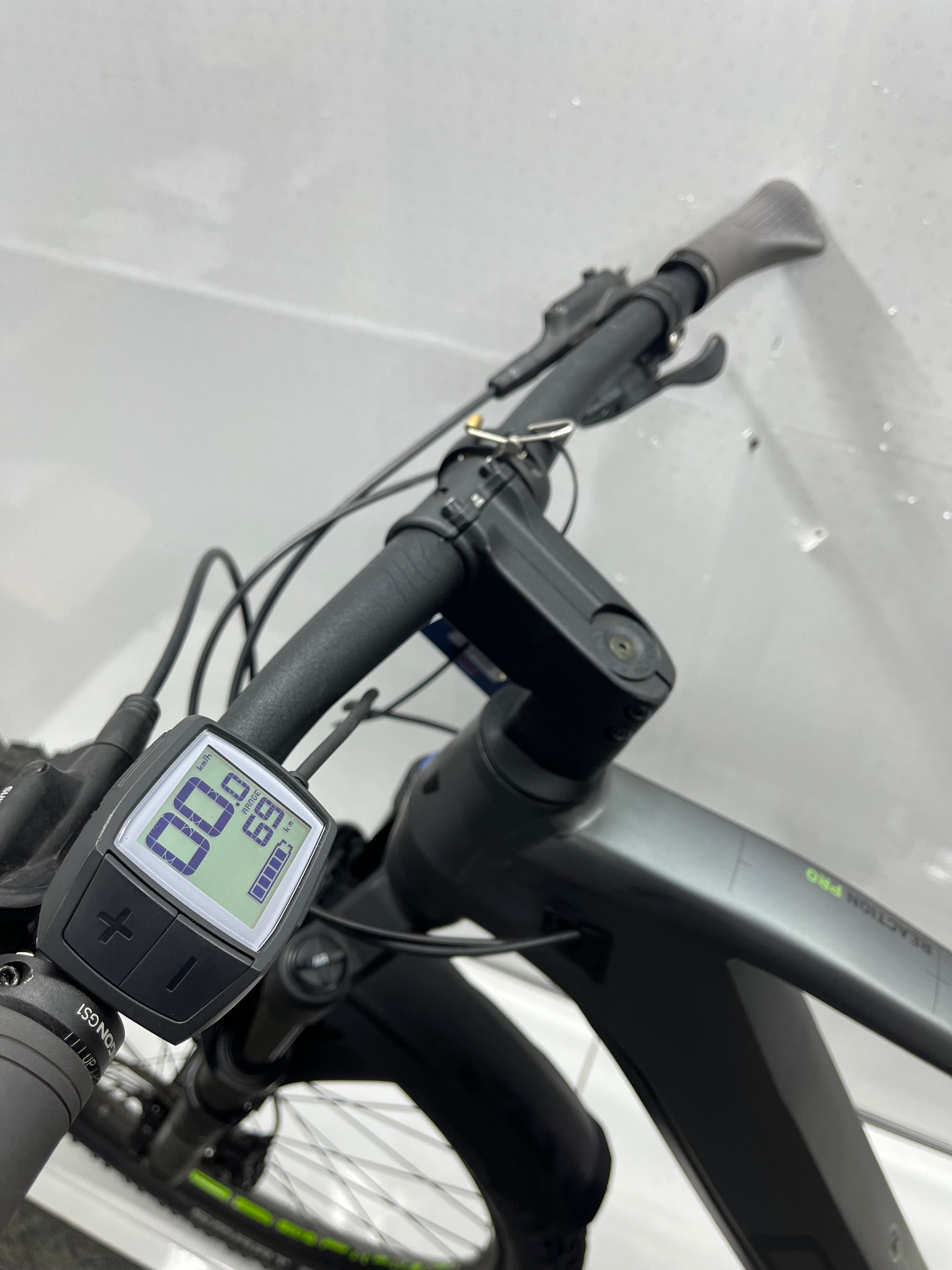 Cube Reaction Hybrid, keine 1500 KM !