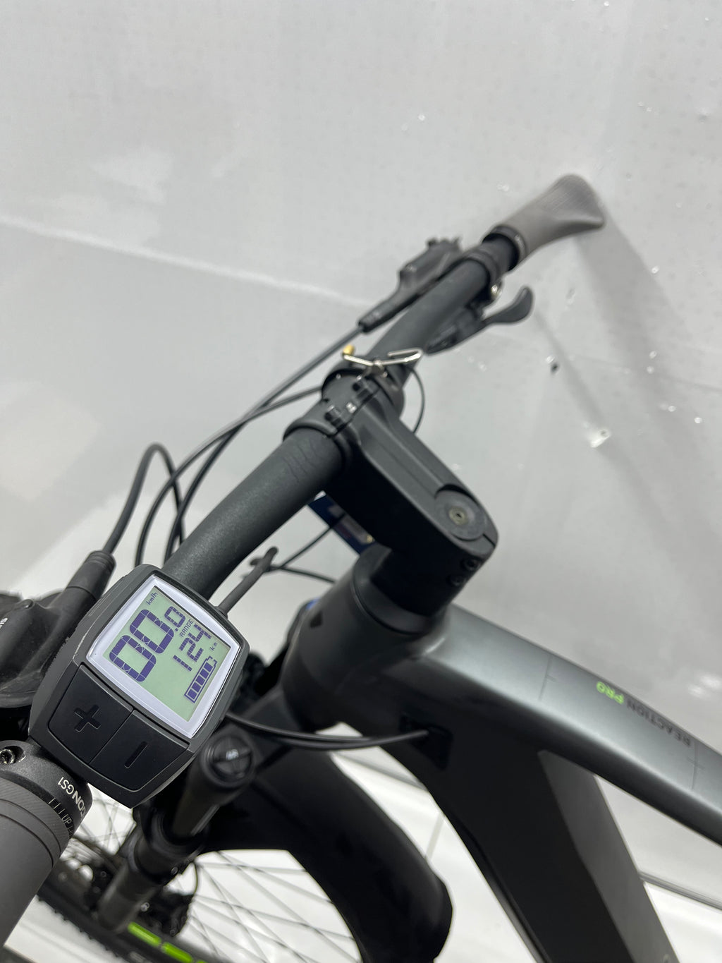 Cube Reaction Hybrid, keine 1500 KM !