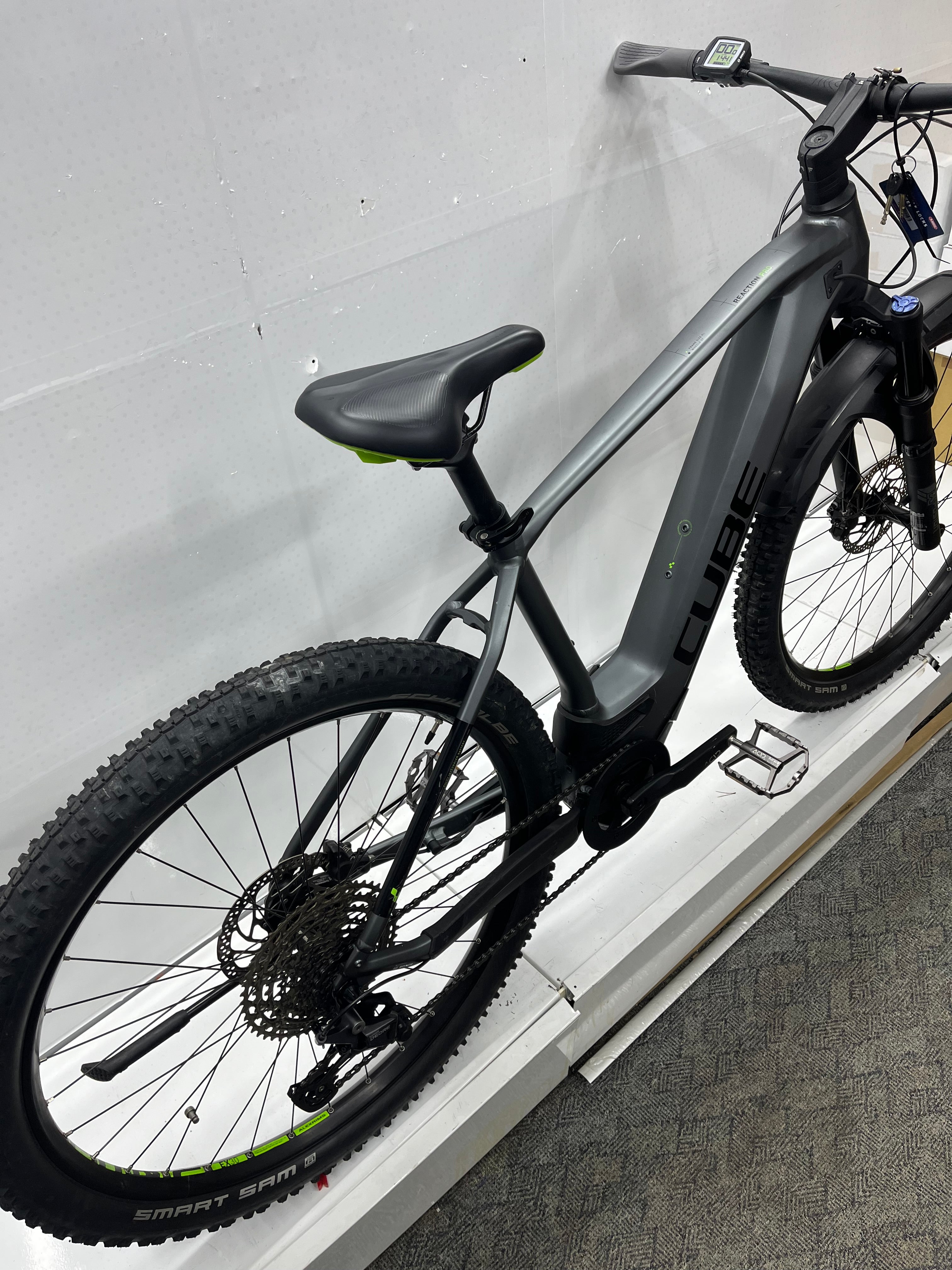 Cube Reaction Hybrid, keine 1500 KM !