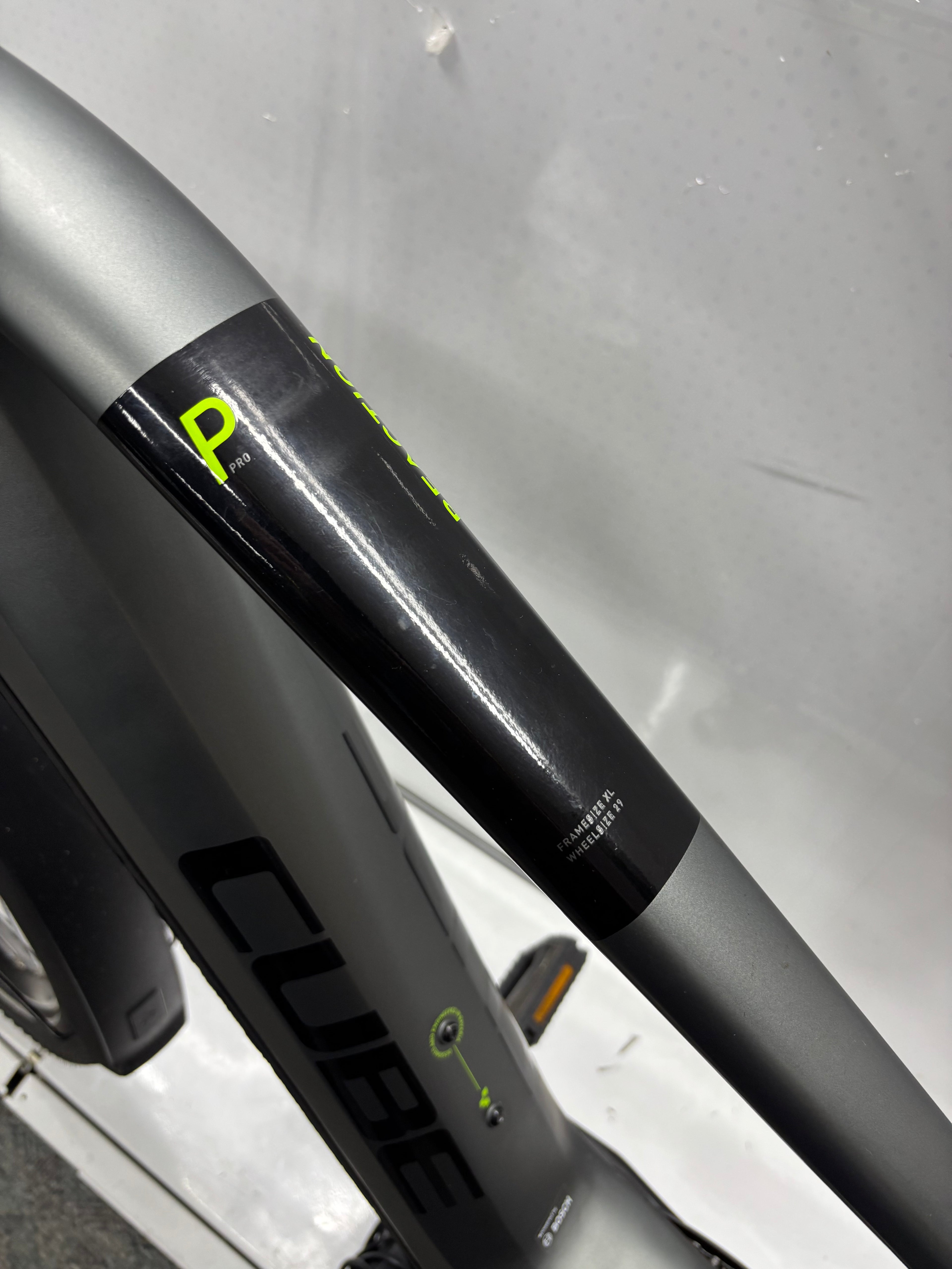Cube Reaction Hybrid Pro 625