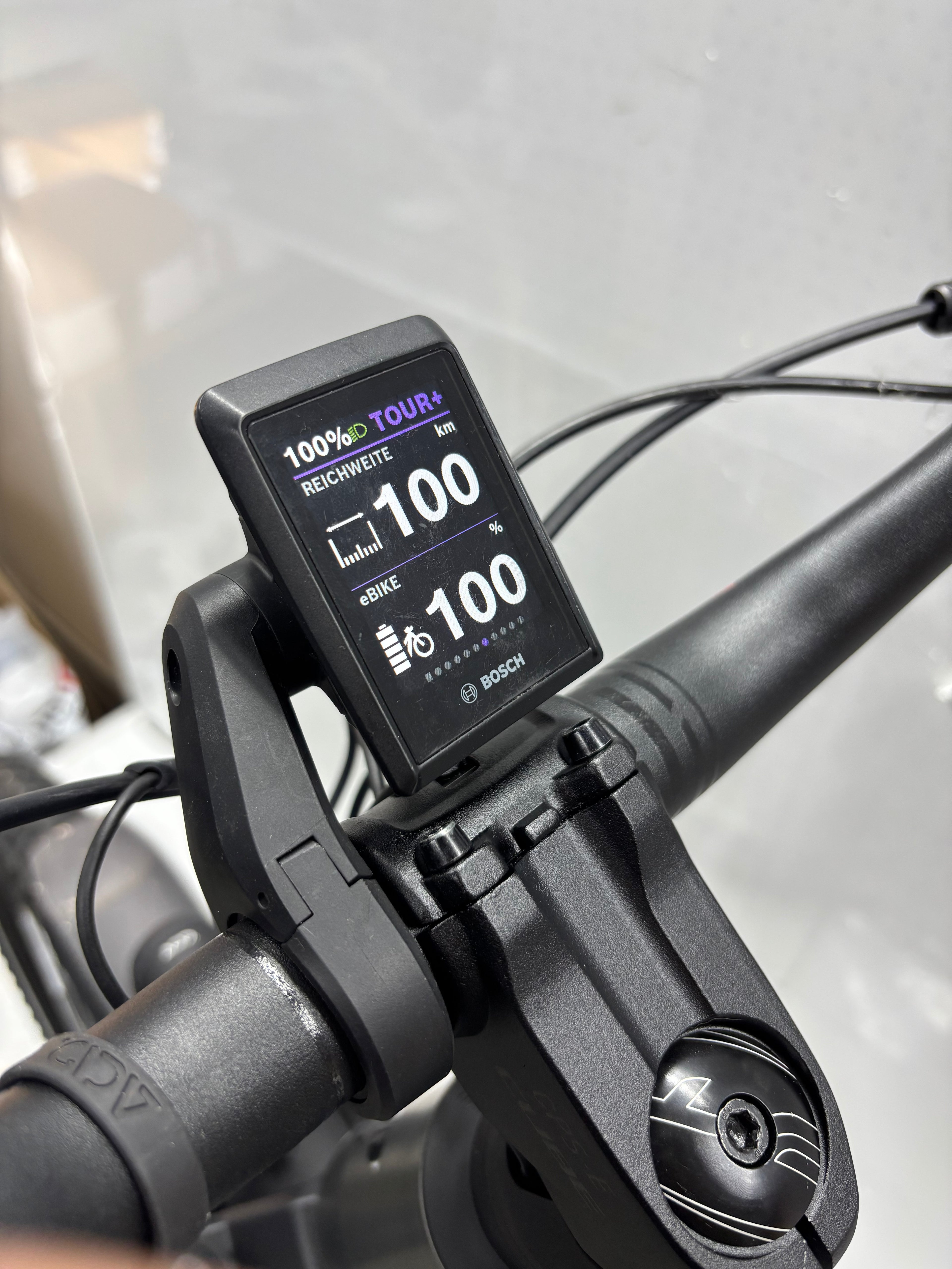 Cube Reaction Hybrid Pro 625