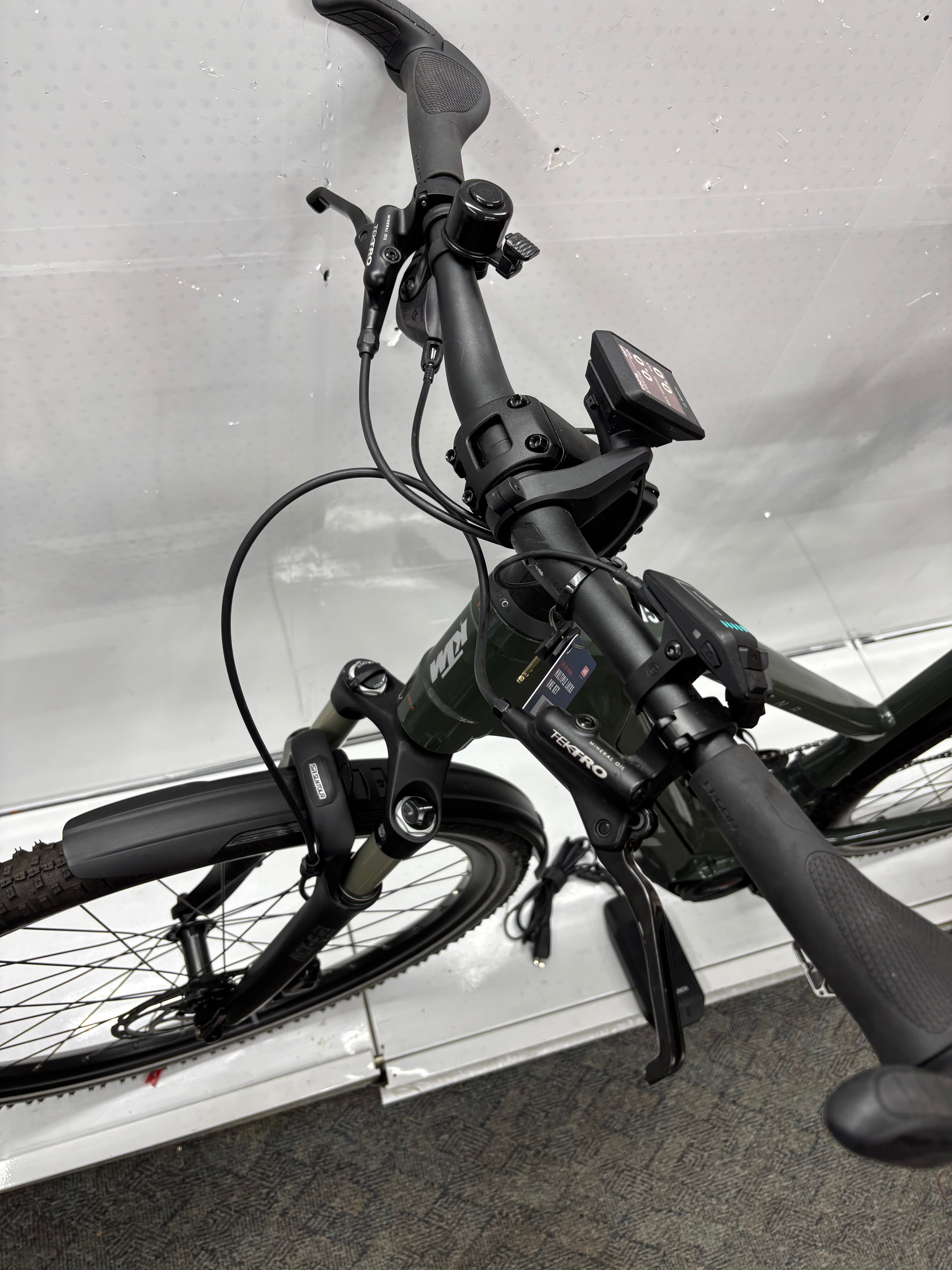 KTM Macina Cross 710, keine 300 Km !