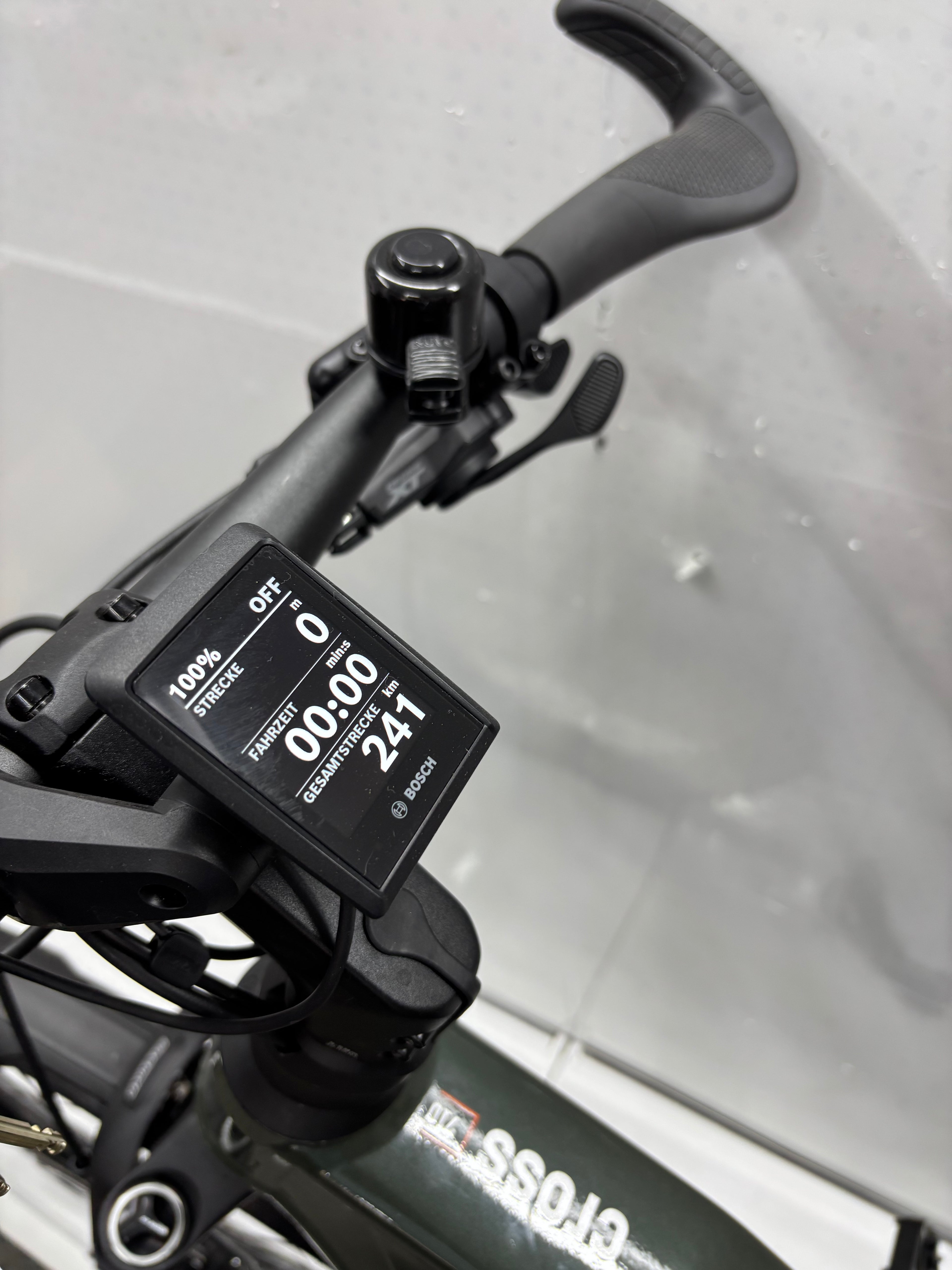 KTM Macina Cross 710, keine 300 Km !