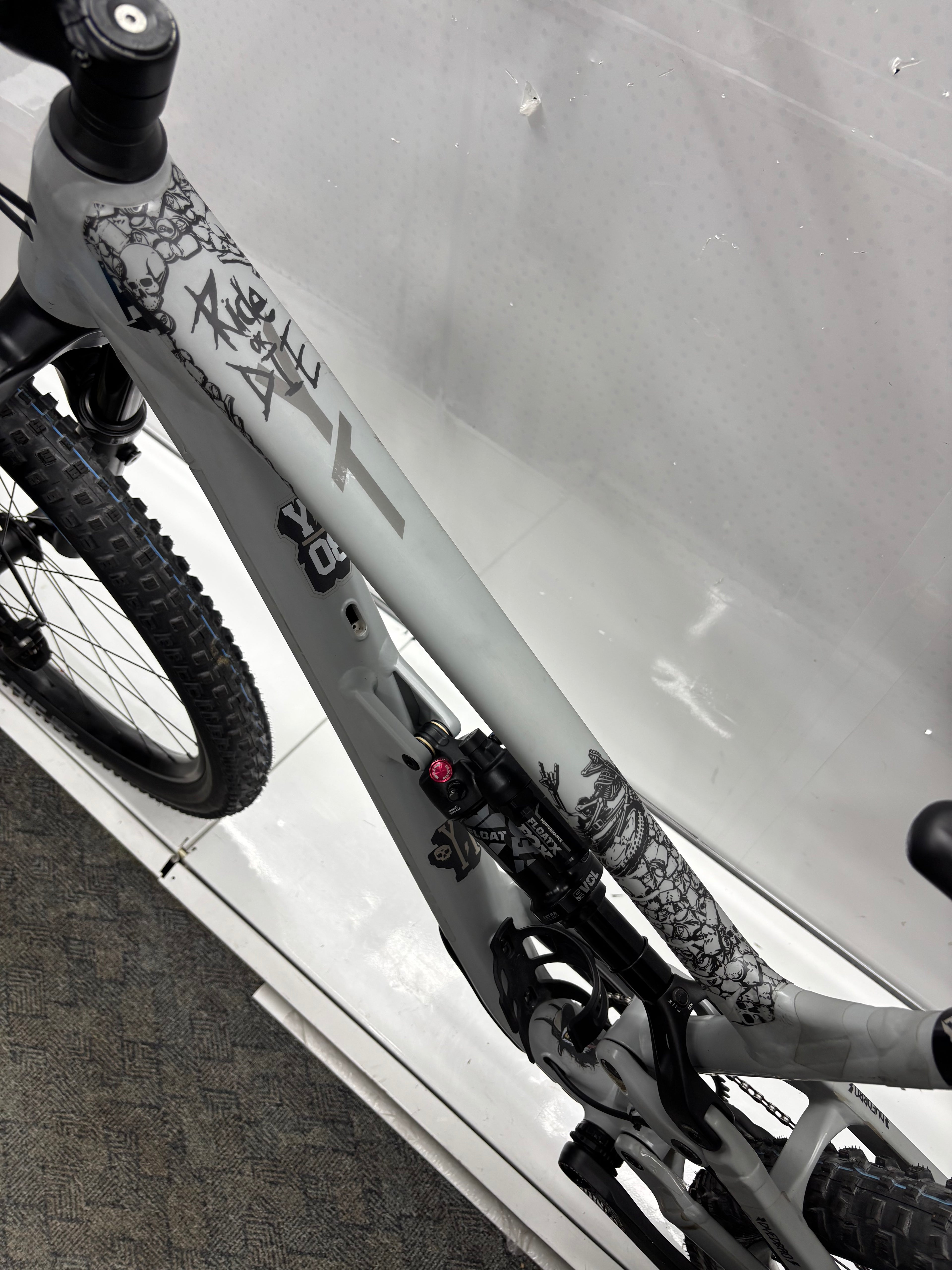 YT Capra MX Core 2 - Fully - Rahmengr. L