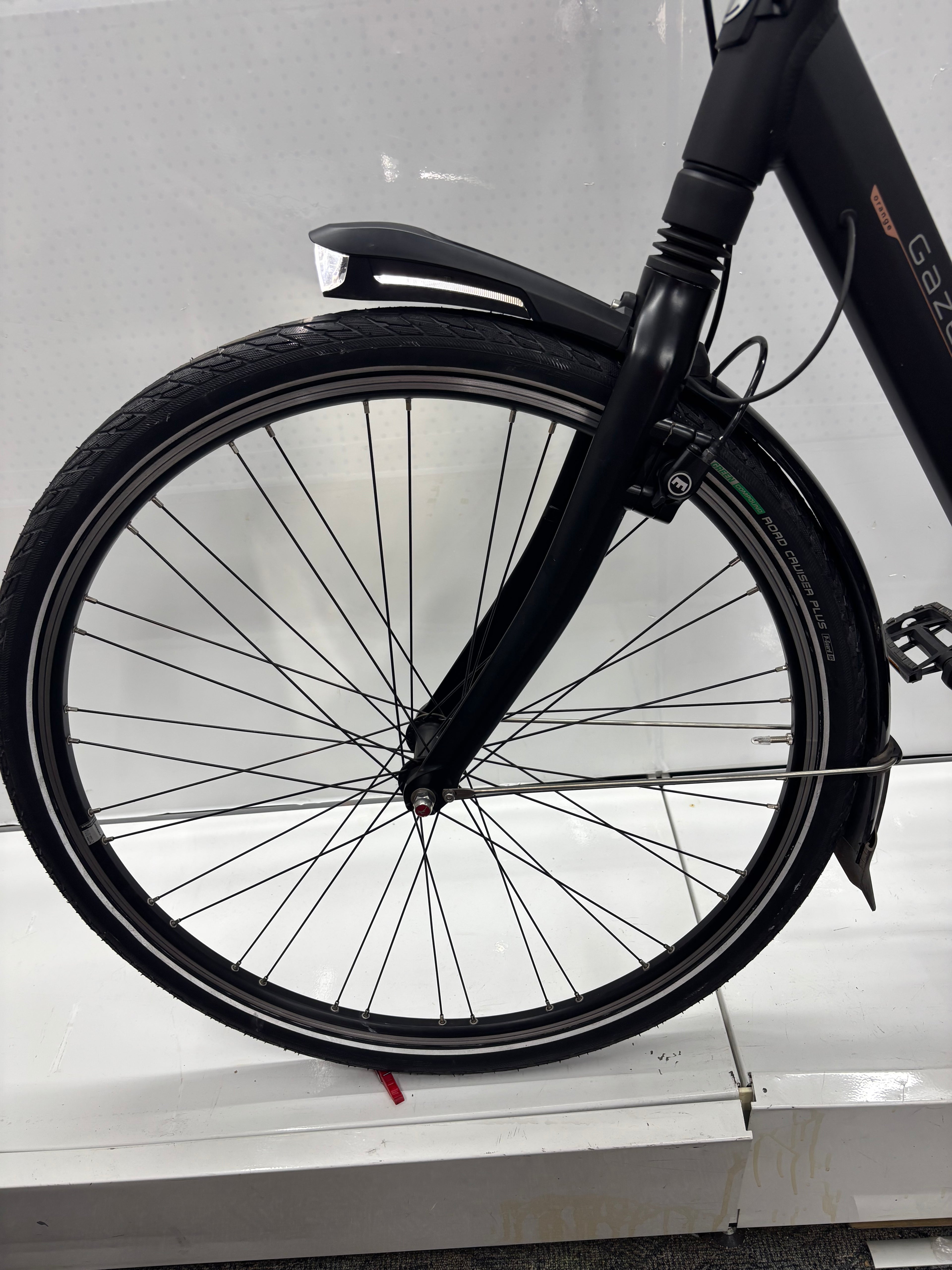 Gazelle Orange C8