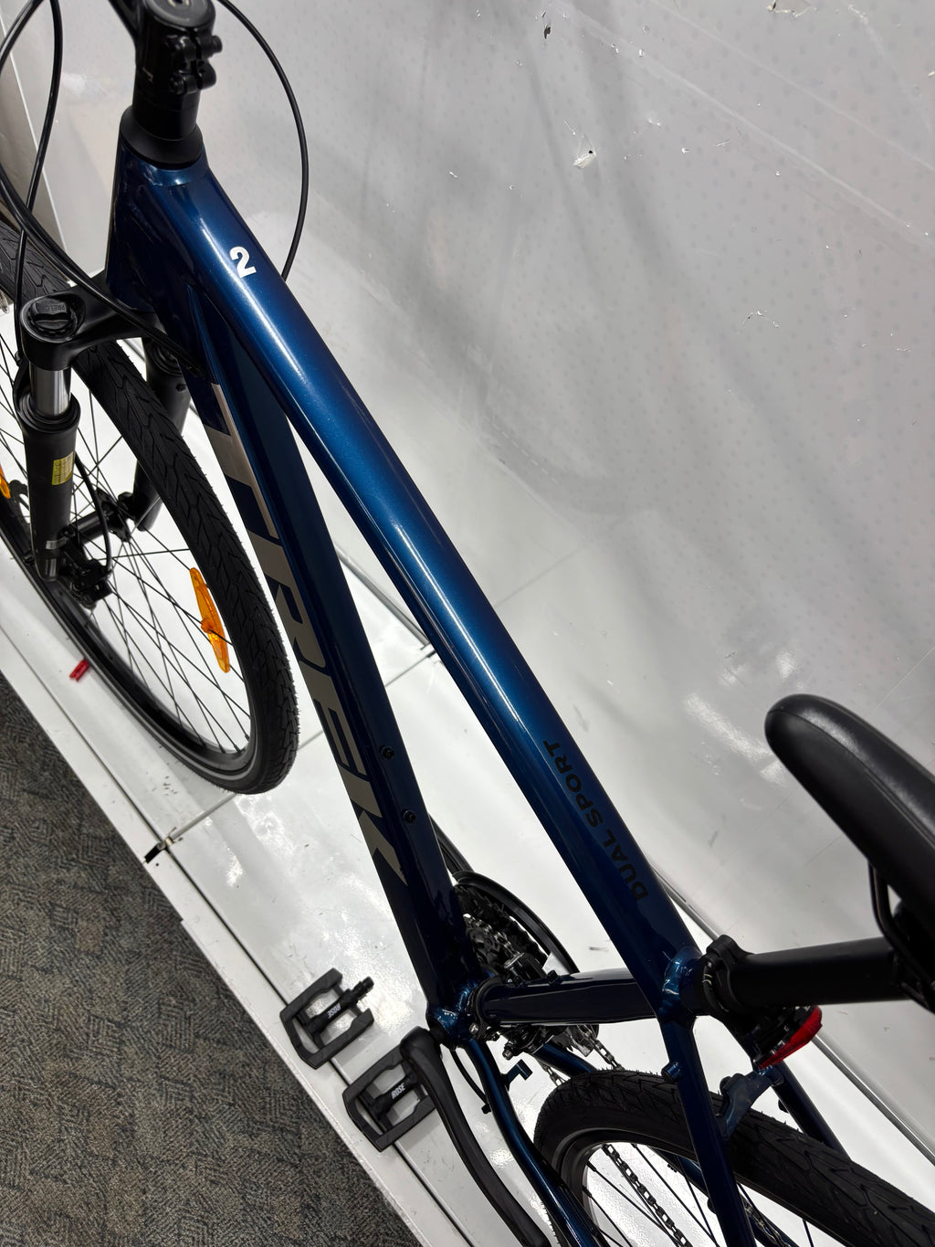 Trek Dual Sport 2M