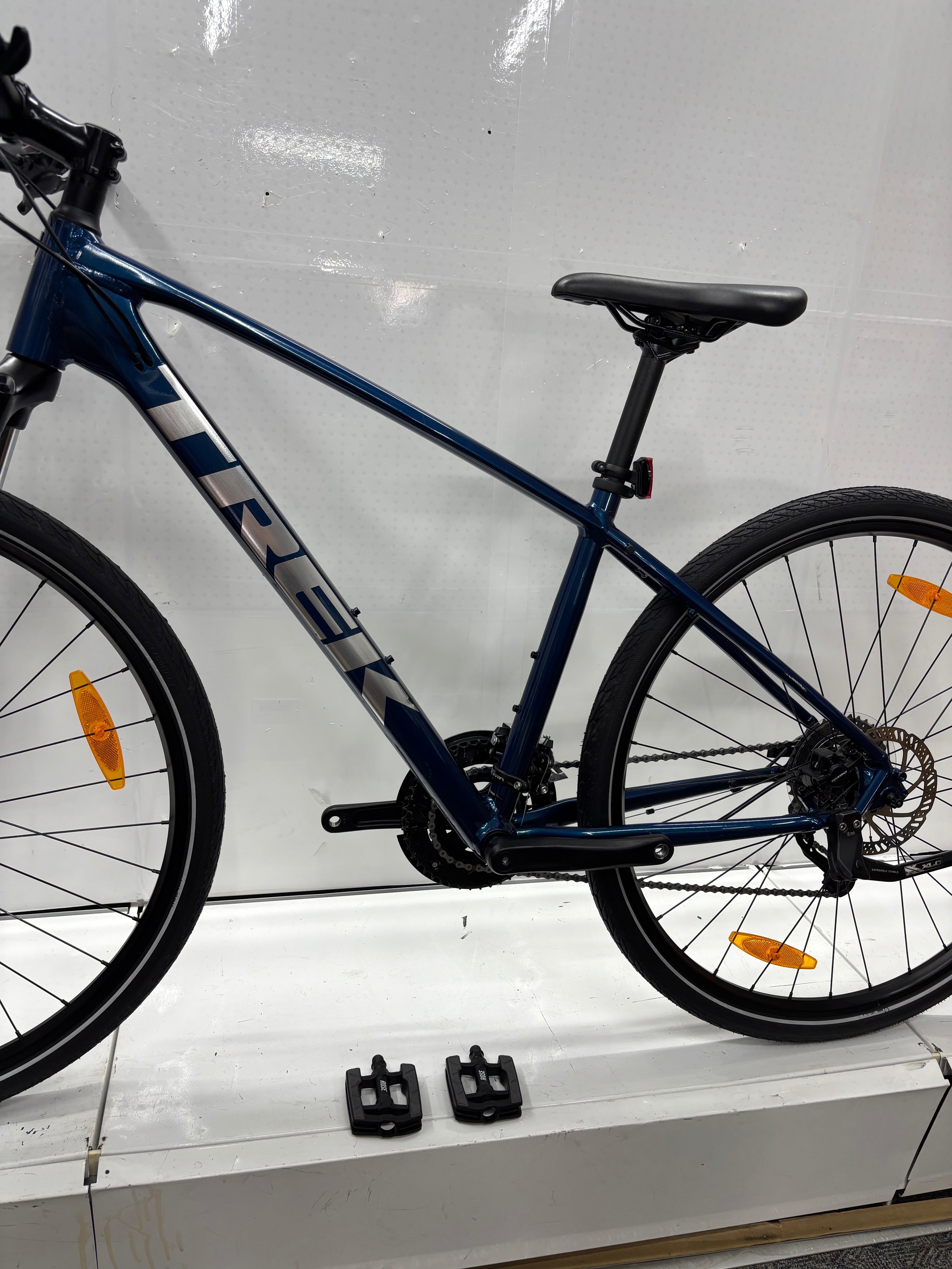 Trek Dual Sport 2M