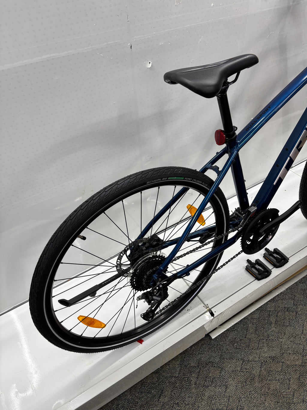 Trek Dual Sport 2M