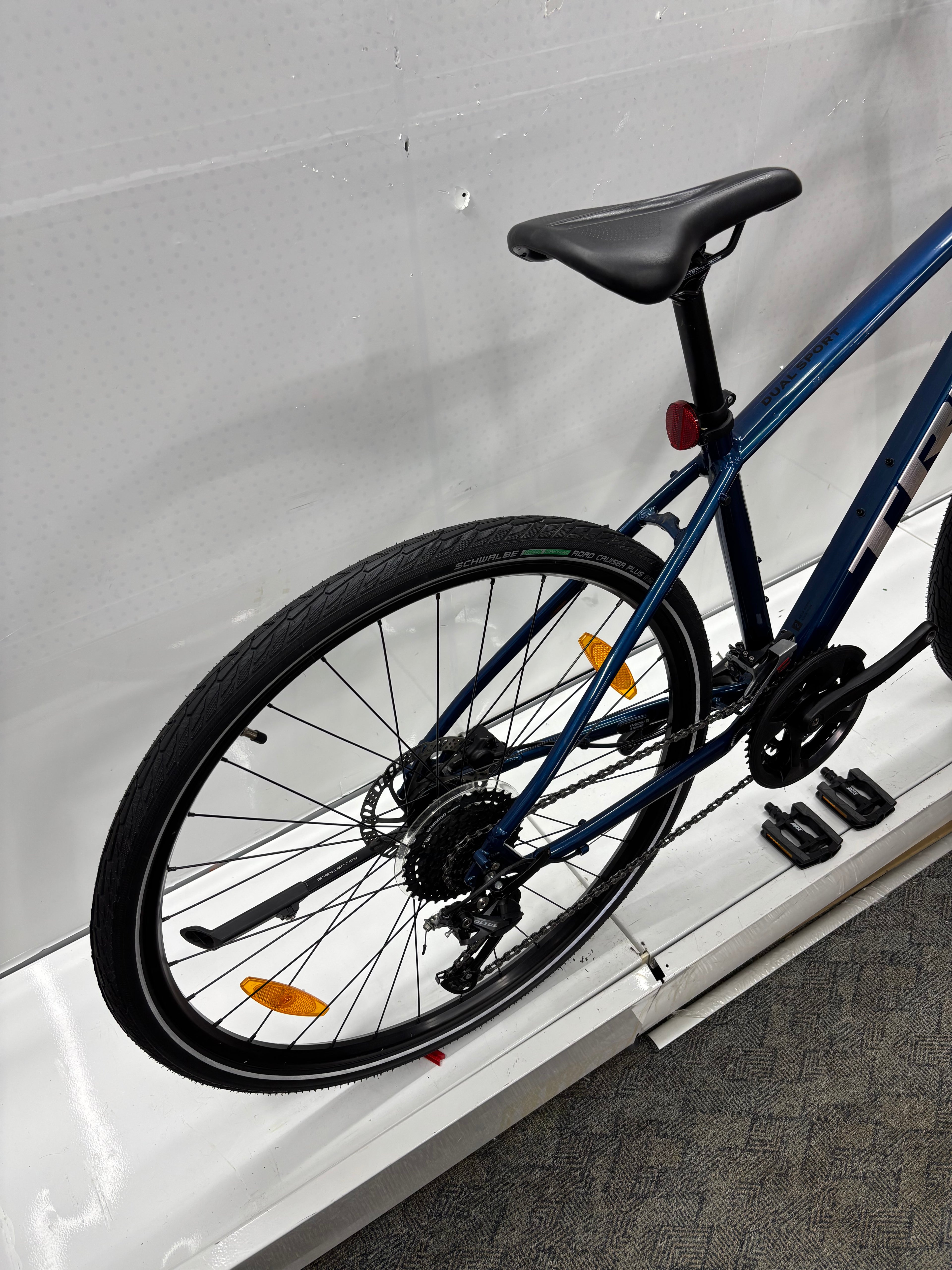 Trek Dual Sport 2M