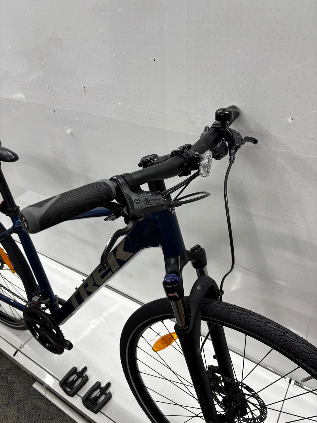 Trek Dual Sport 2M
