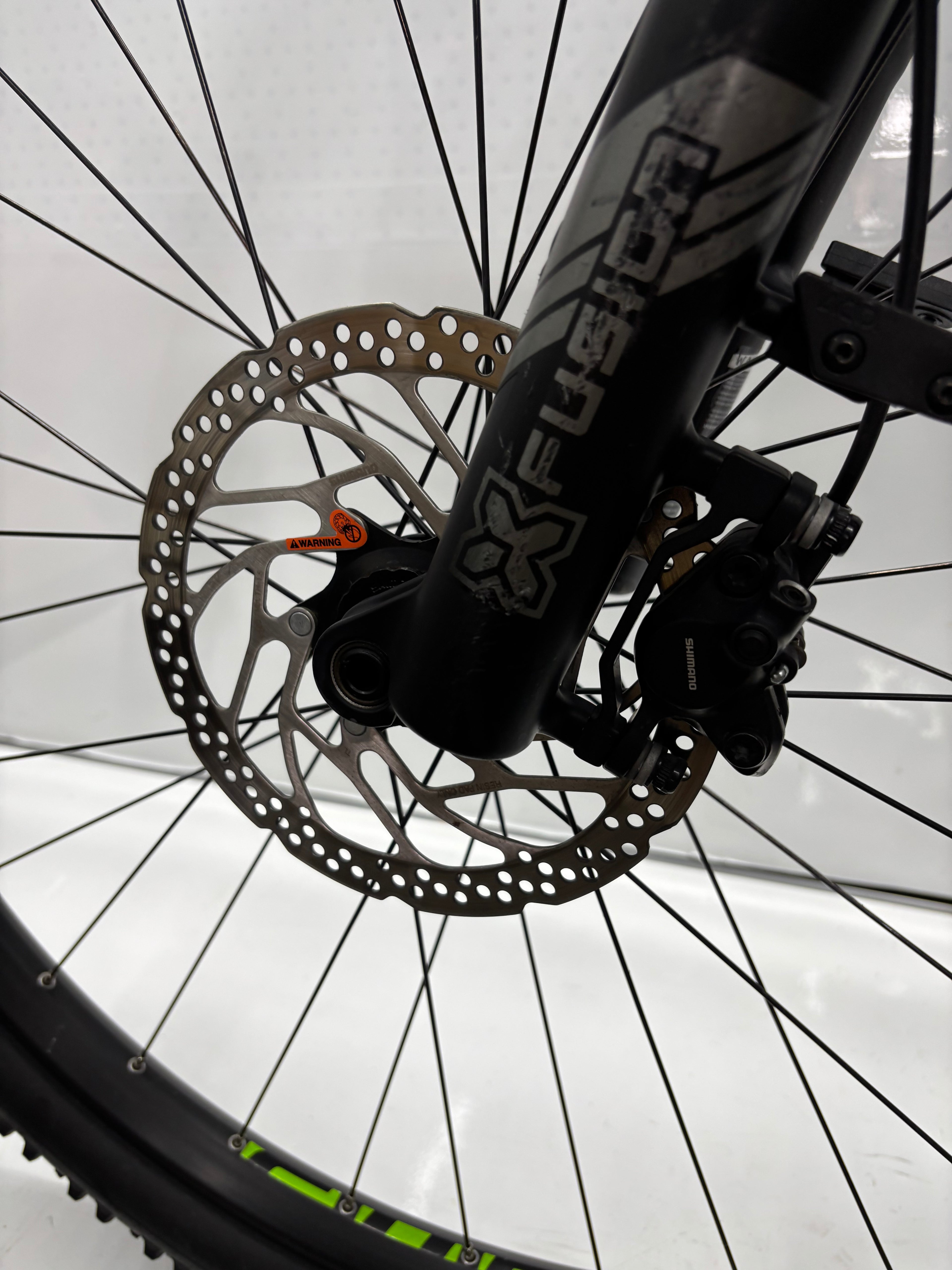 Cube Reaction Hybrid Pro