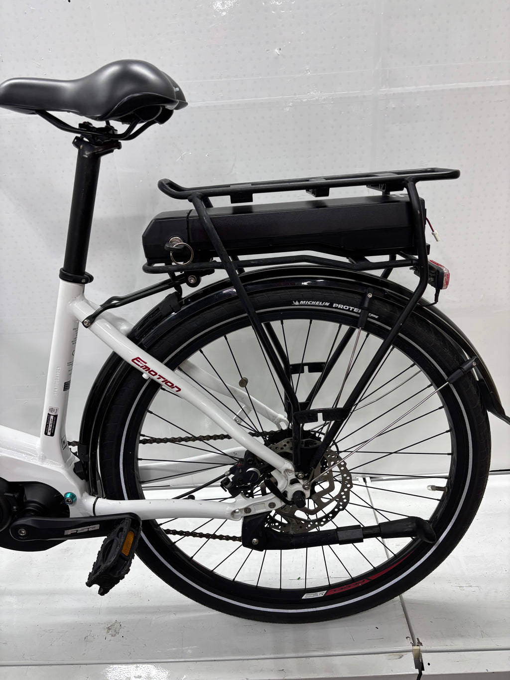 BH Rebel Easymotion Eco Lite E-Bike - Bastlerrad - DEFEKT