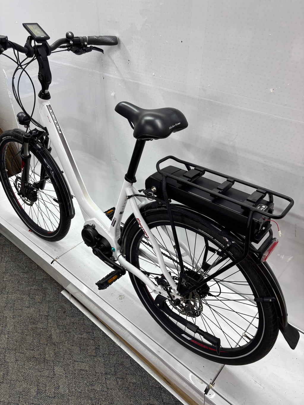 BH Rebel Easymotion Eco Lite E-Bike - Bastlerrad - DEFEKT