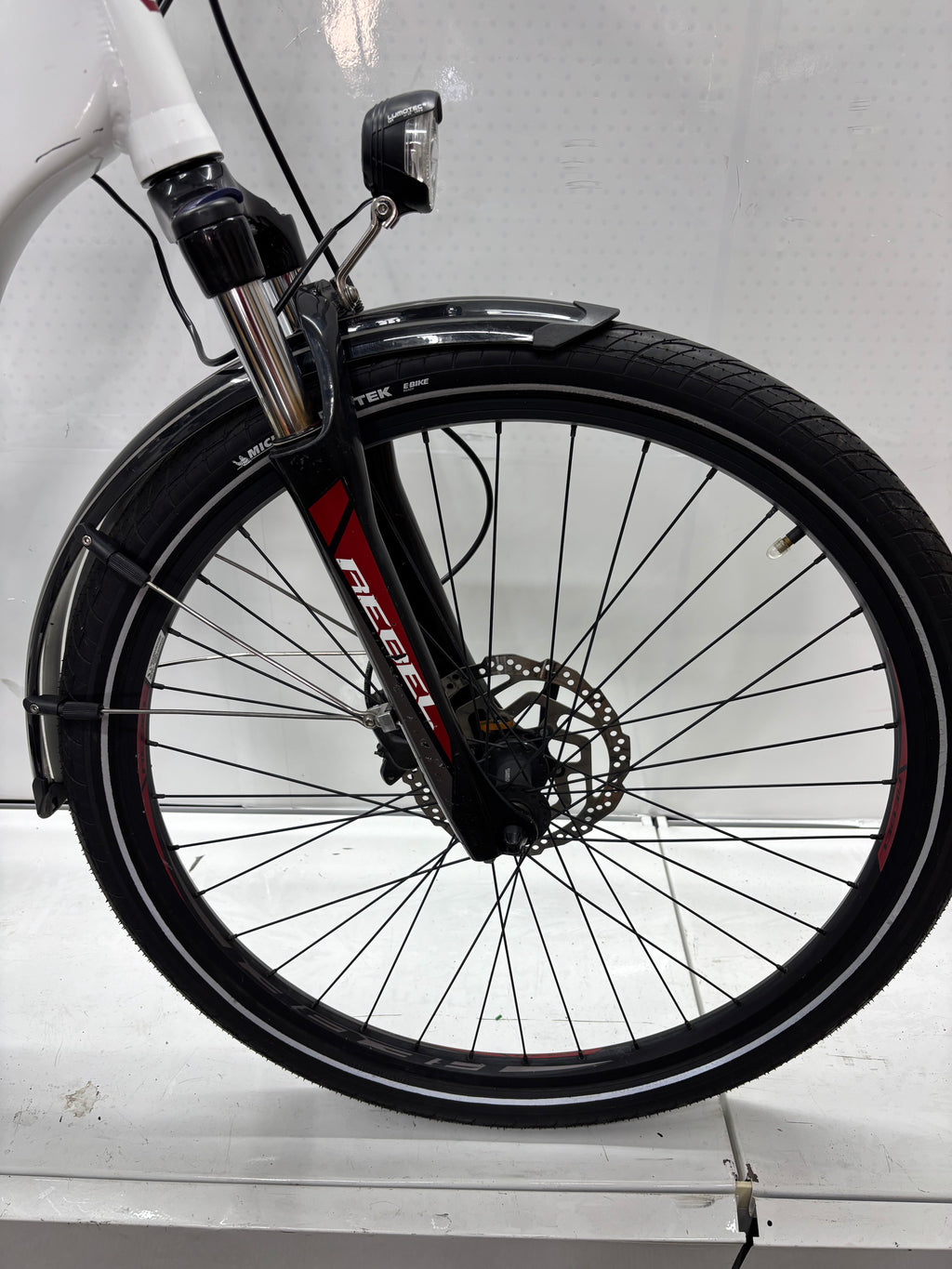 BH Rebel Easymotion Eco Lite E-Bike - Bastlerrad - DEFEKT