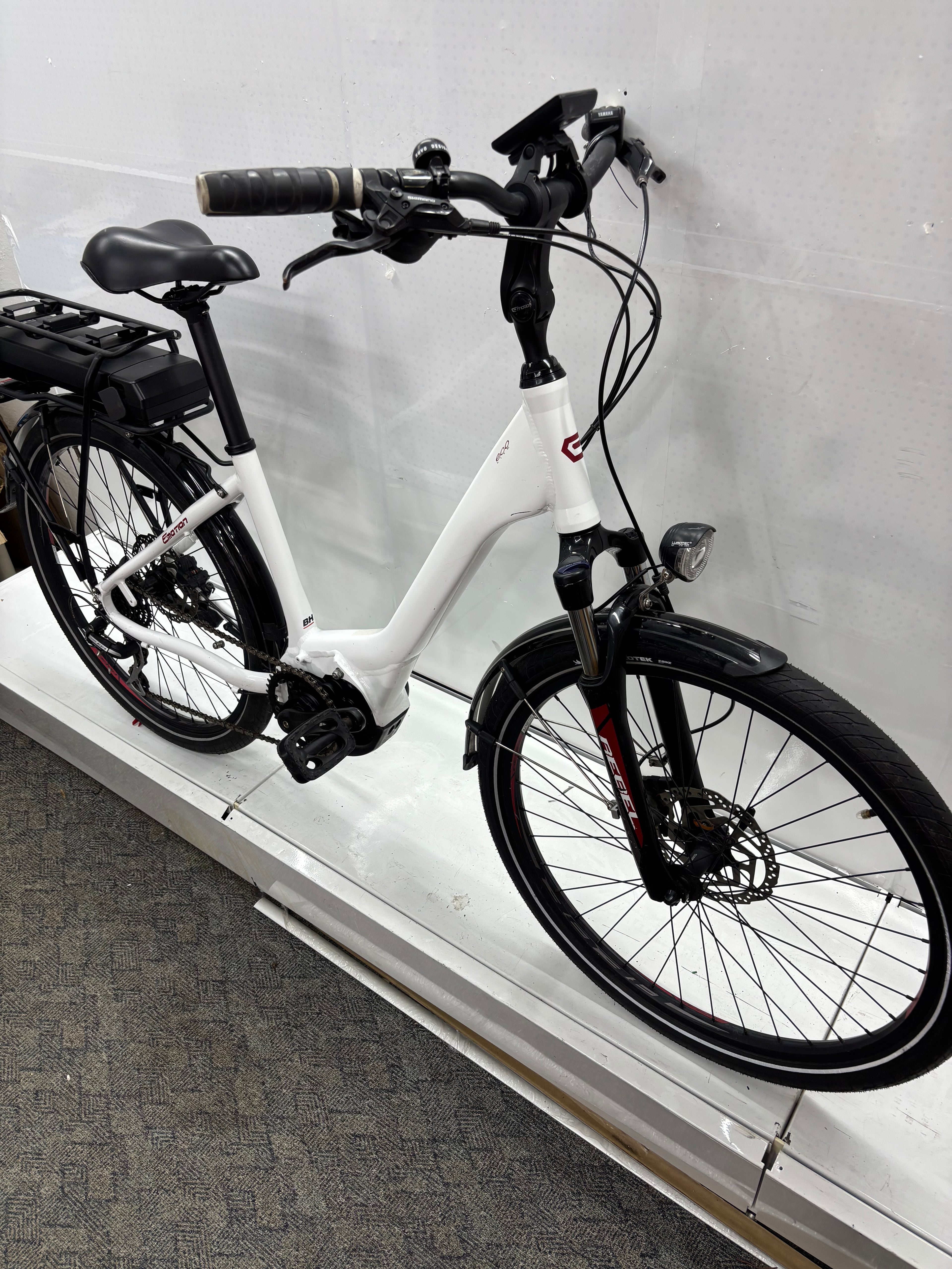 BH Rebel Easymotion Eco Lite E-Bike - Bastlerrad - DEFEKT