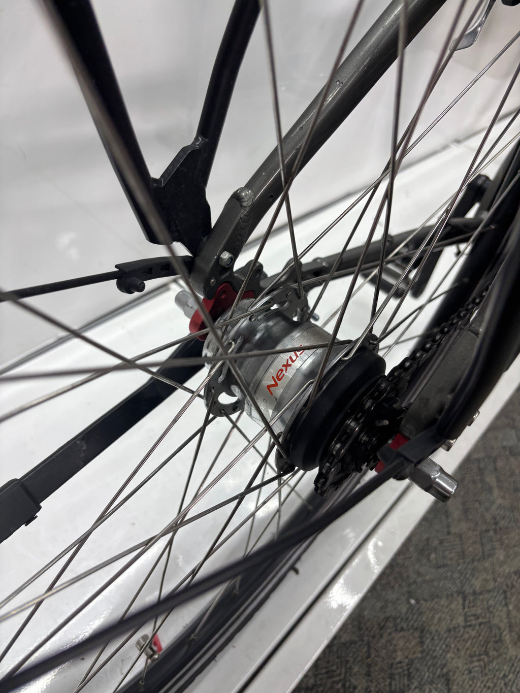 Winora Sinus Tria N7 eco - Bastlerrad - DEFEKT