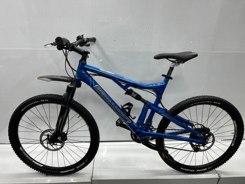 Bergamont Evolve 4.9 Fully, viele Neuteile