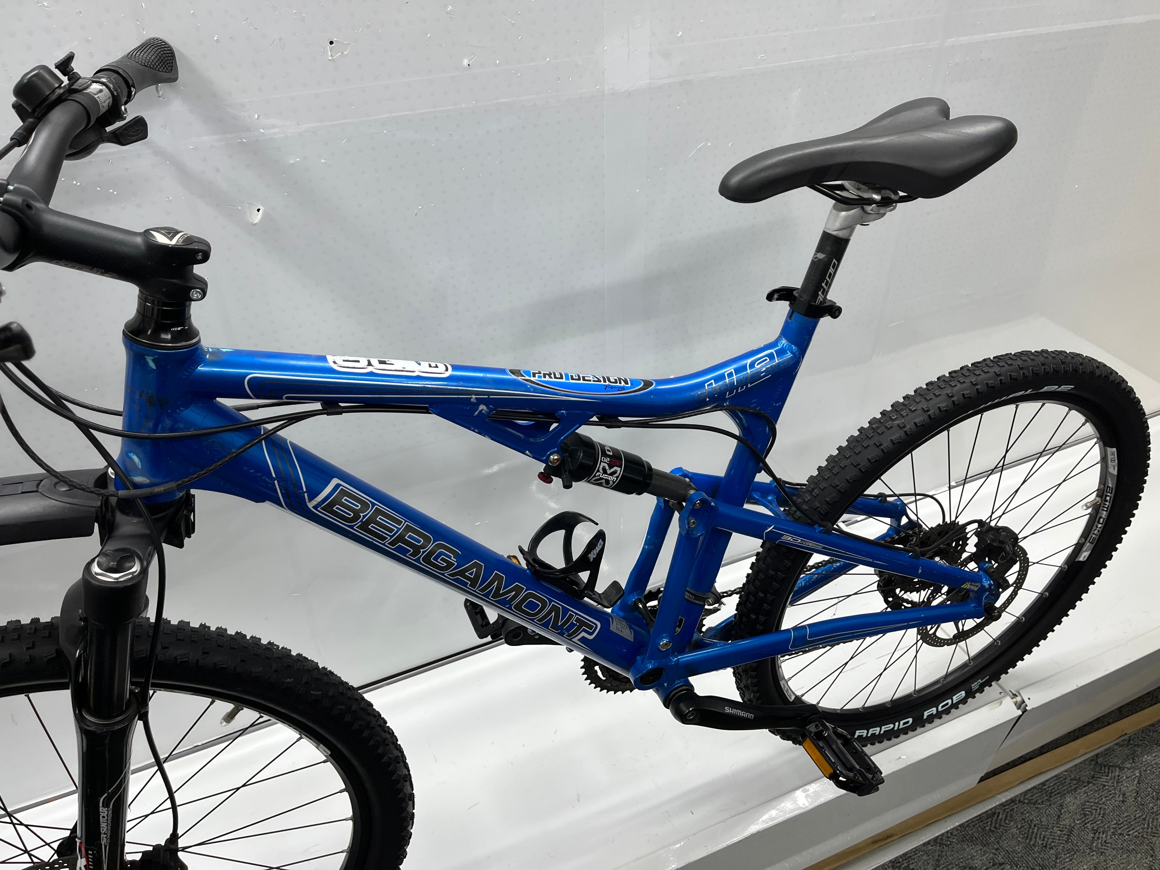 Bergamont Evolve 4.9 Fully, viele Neuteile