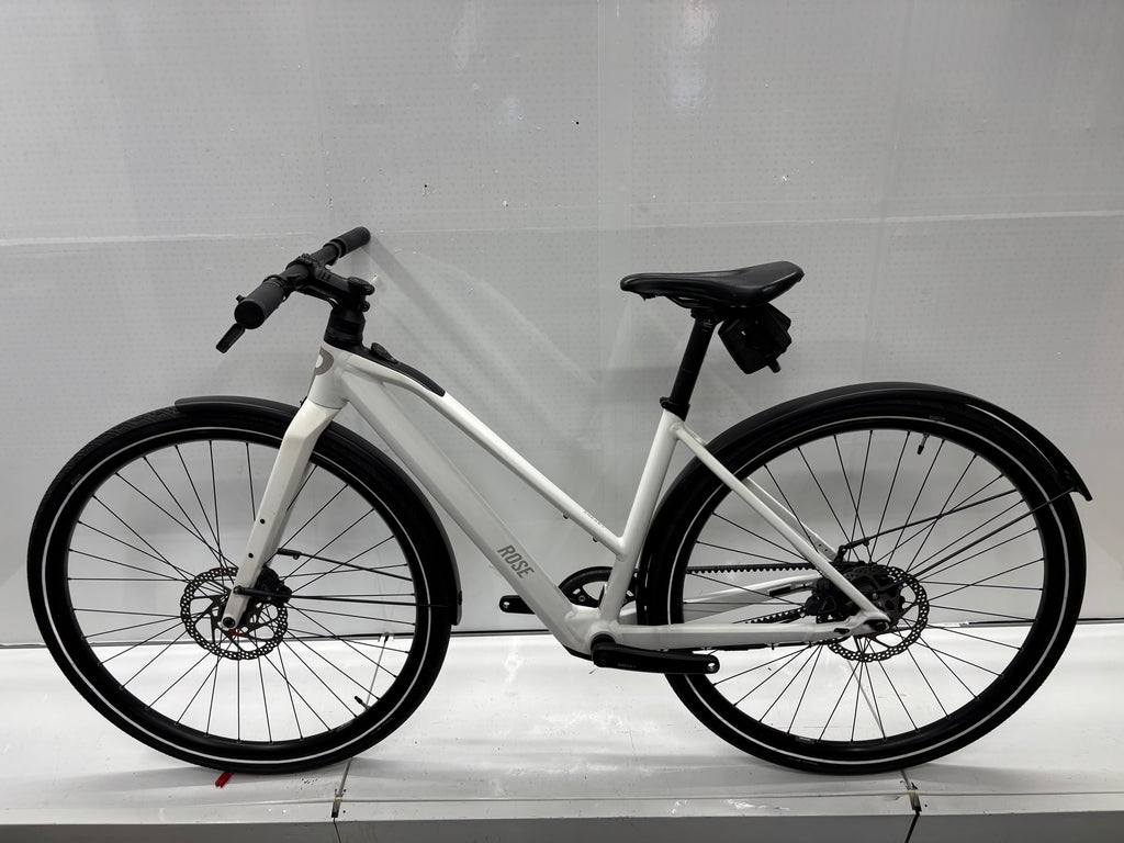 Rose Fahrrad Sneak + - Bastlerrad - DEFEKT - neuwertig