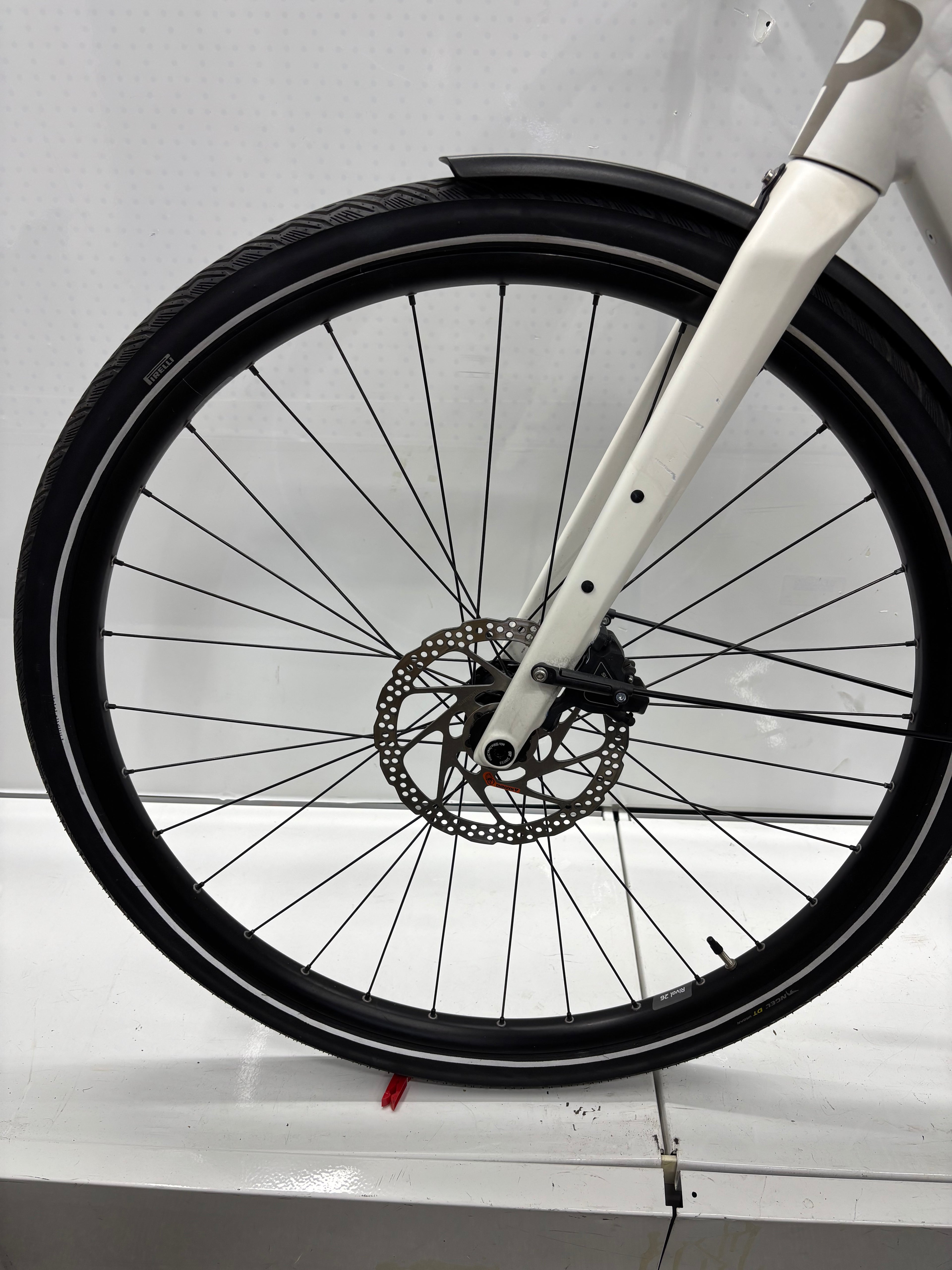 Rose Fahrrad Sneak + - Bastlerrad - DEFEKT - neuwertig
