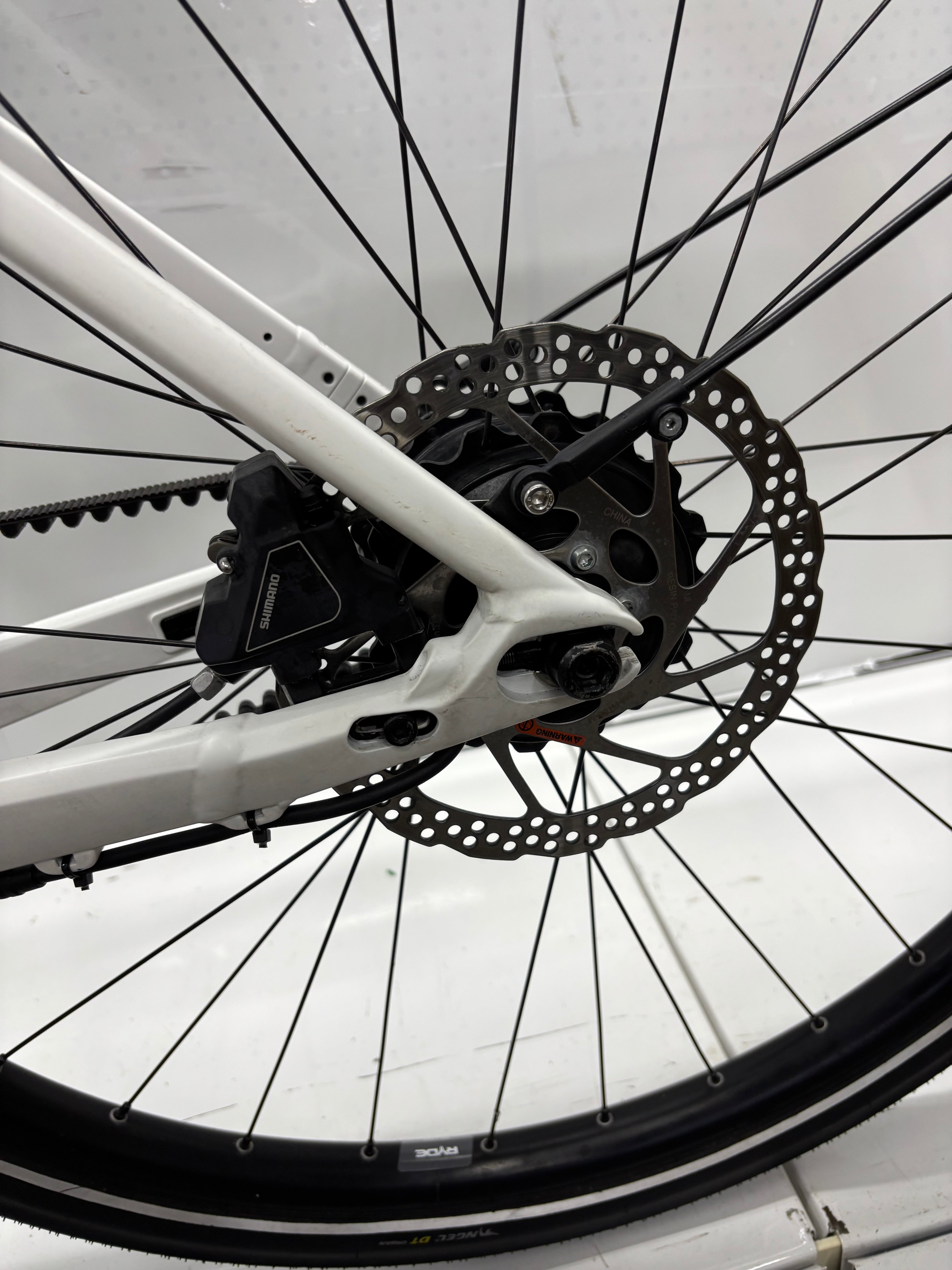 Rose Fahrrad Sneak + - Bastlerrad - DEFEKT - neuwertig