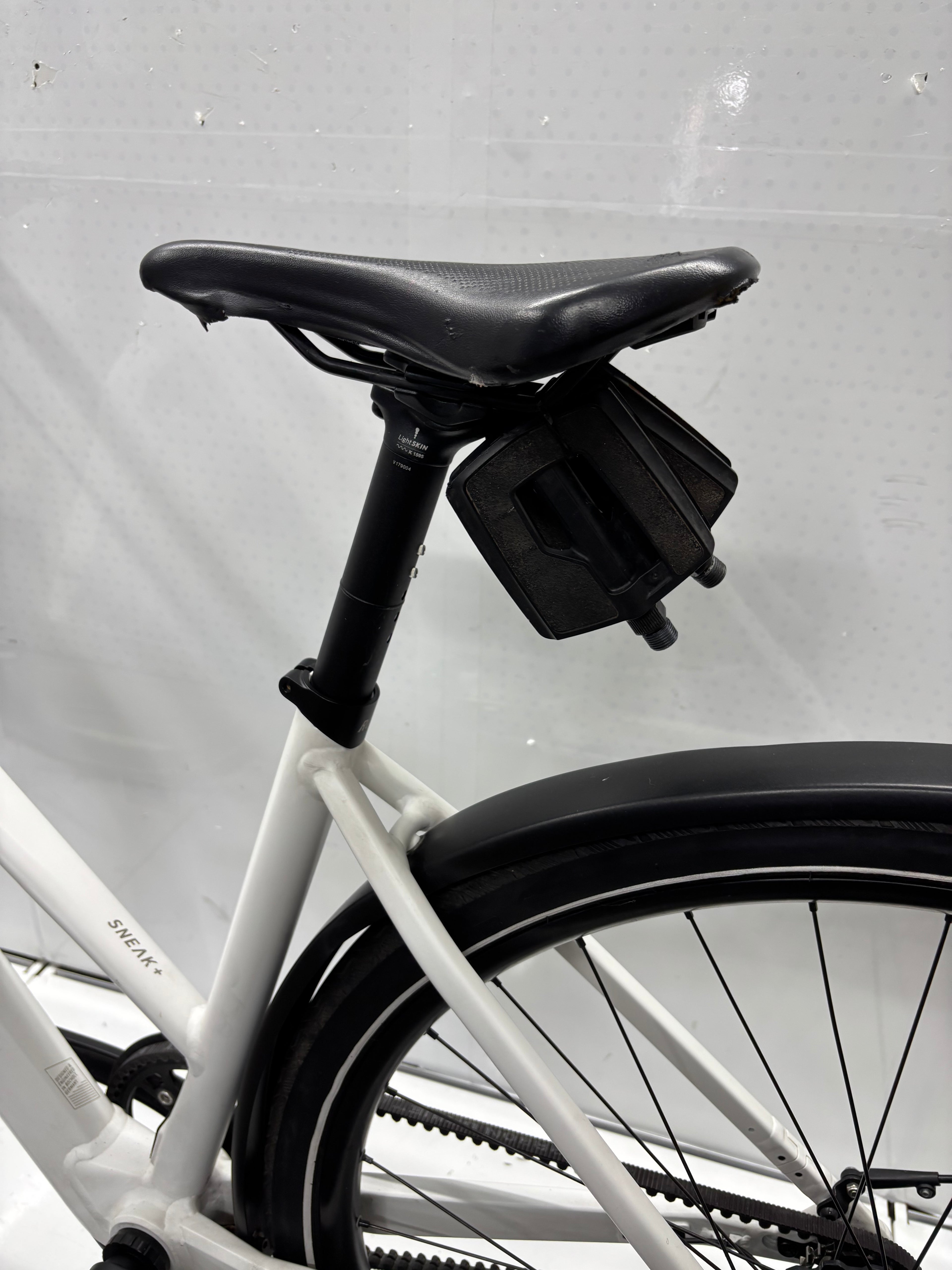 Rose Fahrrad Sneak + - Bastlerrad - DEFEKT - neuwertig