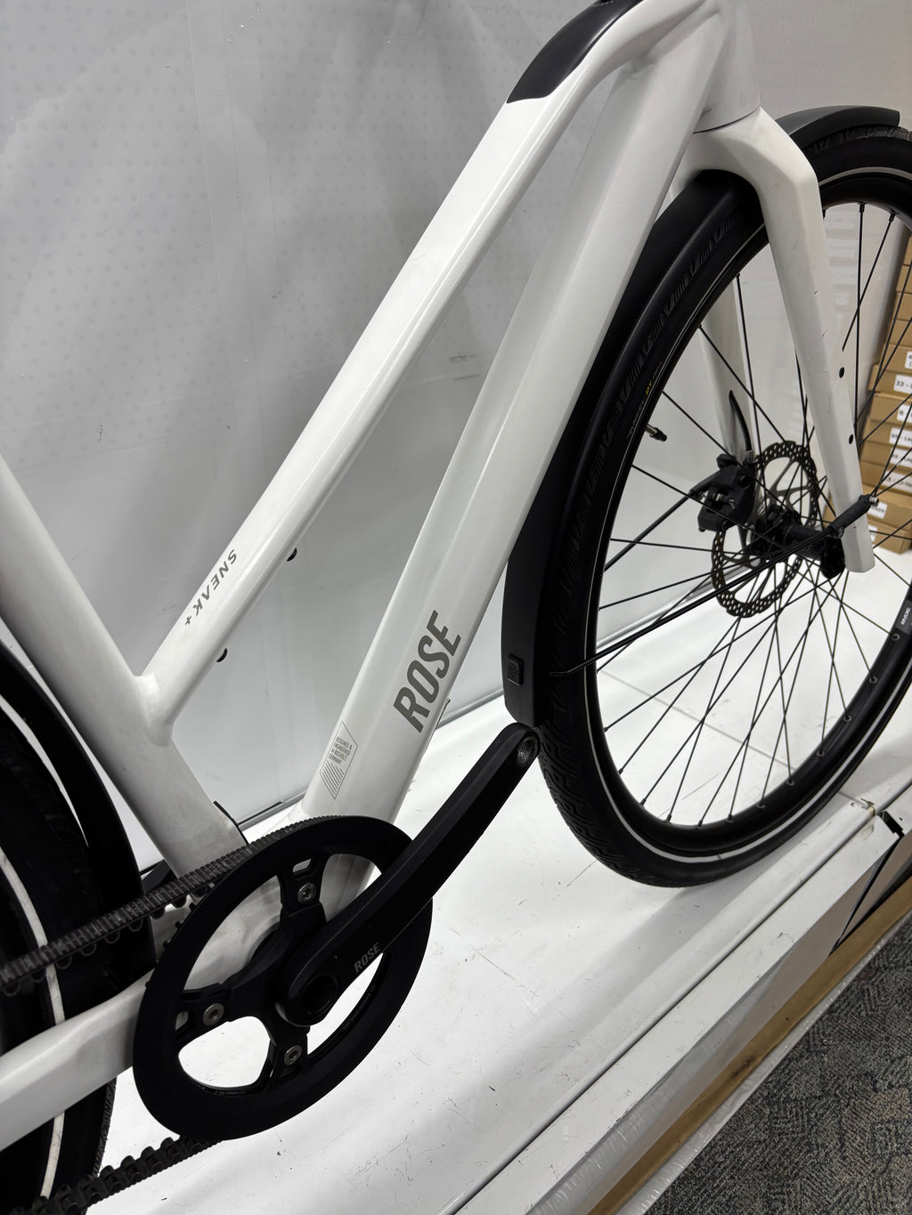 Rose Fahrrad Sneak + - Bastlerrad - DEFEKT - neuwertig