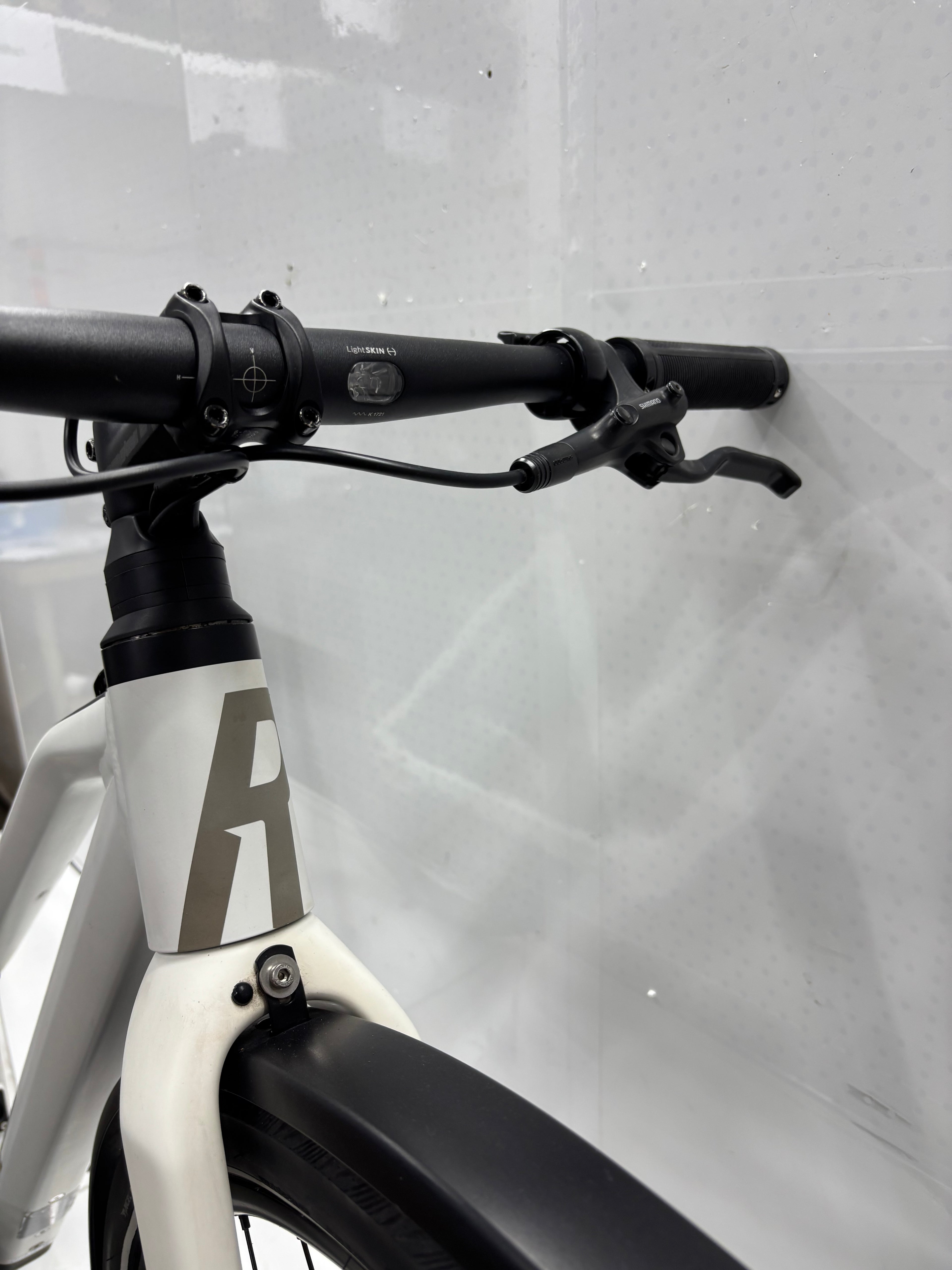 Rose Fahrrad Sneak + - Bastlerrad - DEFEKT - neuwertig