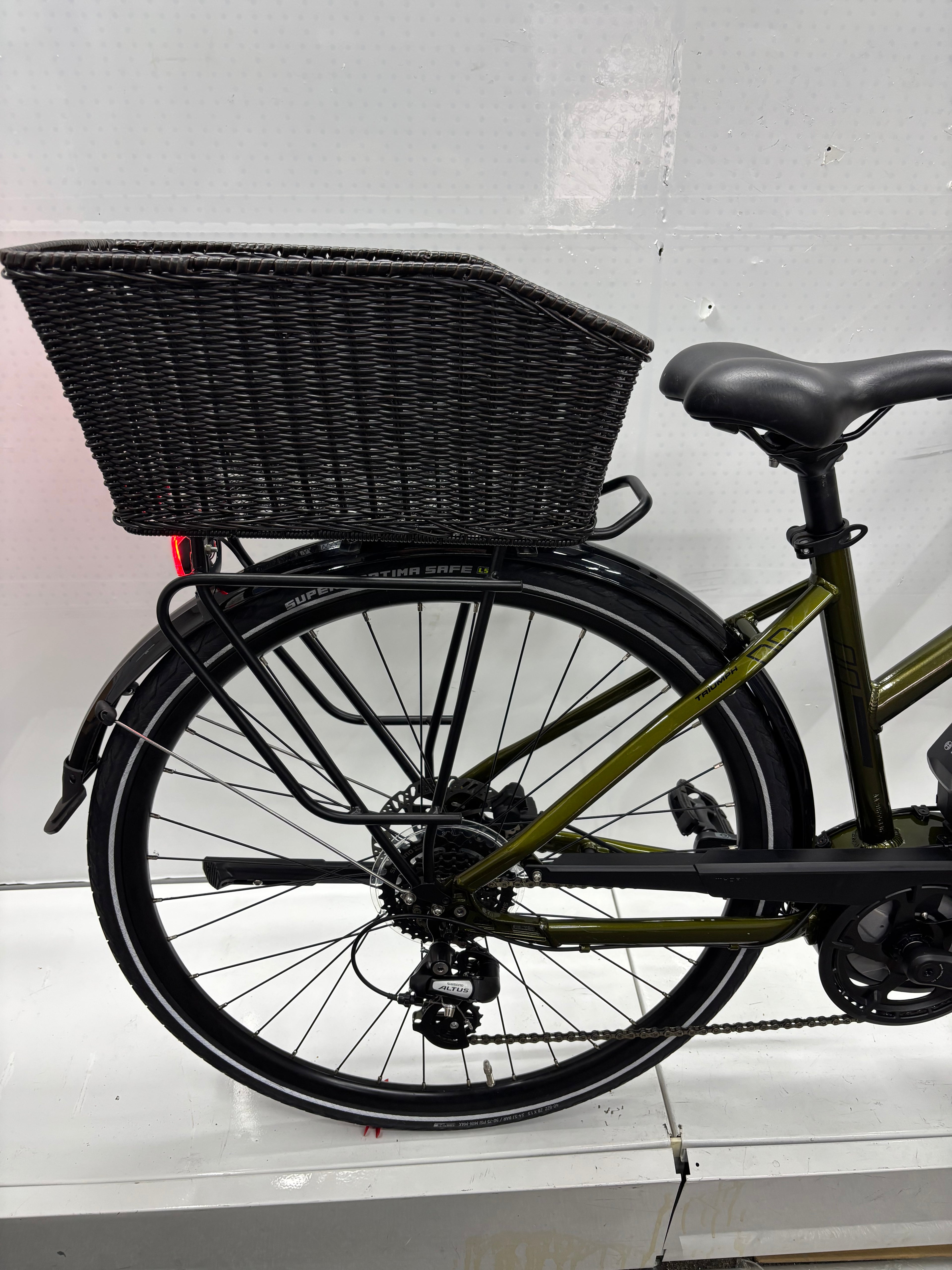 Triumph E-Bird 208 ELO