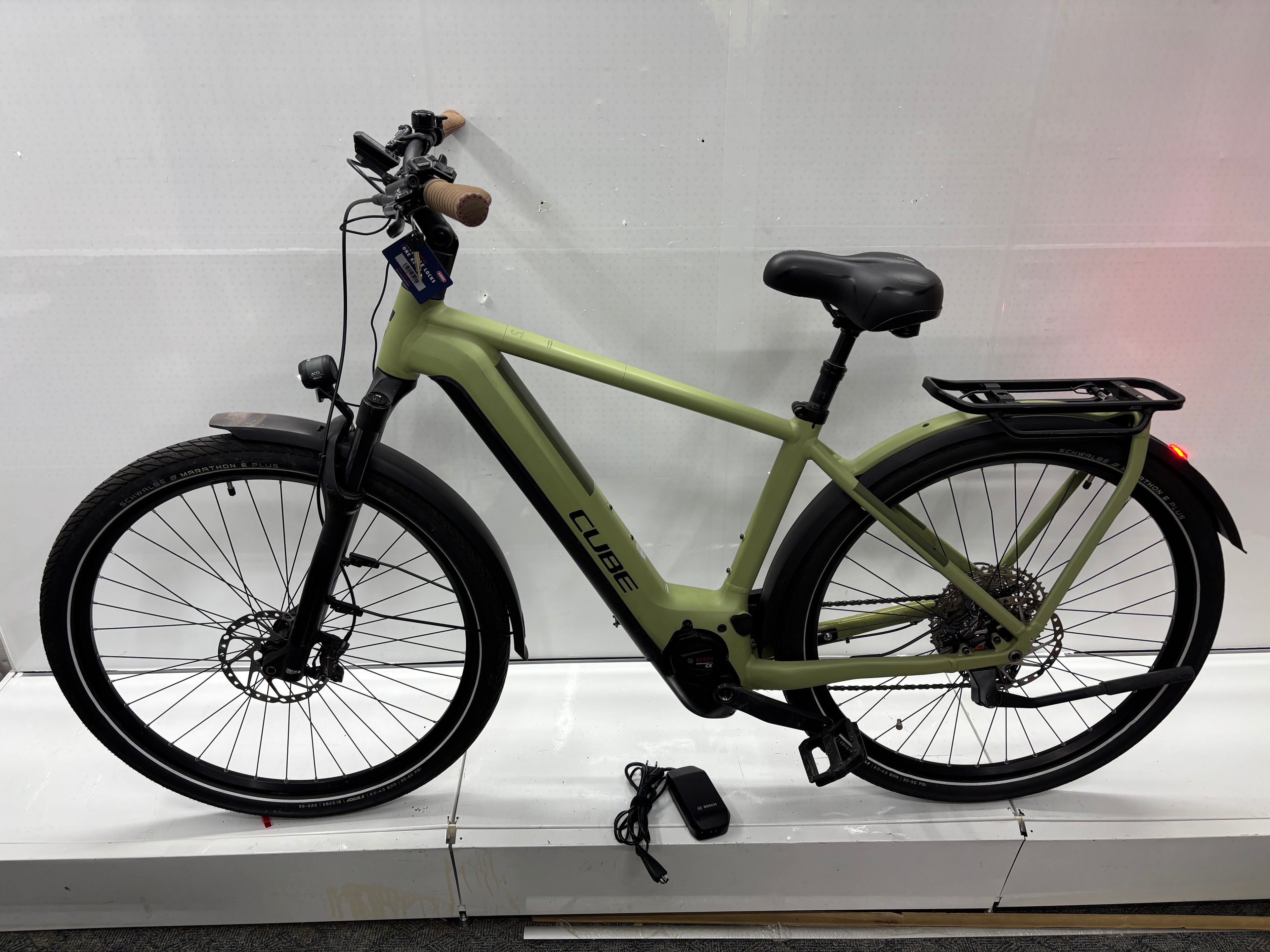 Cube Kathmandu Hybrid SLX 750  nur 650 Km