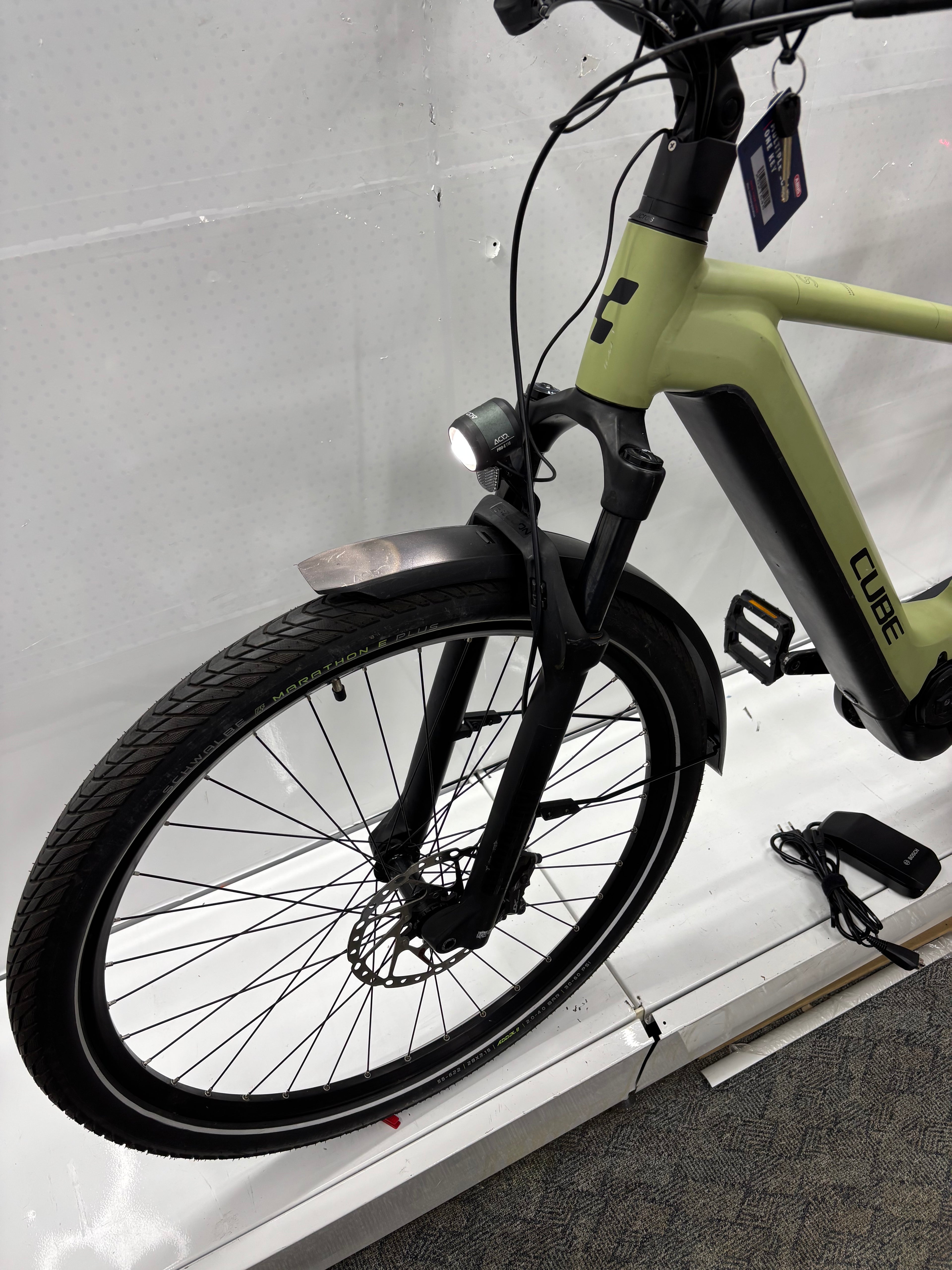 Cube Kathmandu Hybrid SLX 750  nur 650 Km