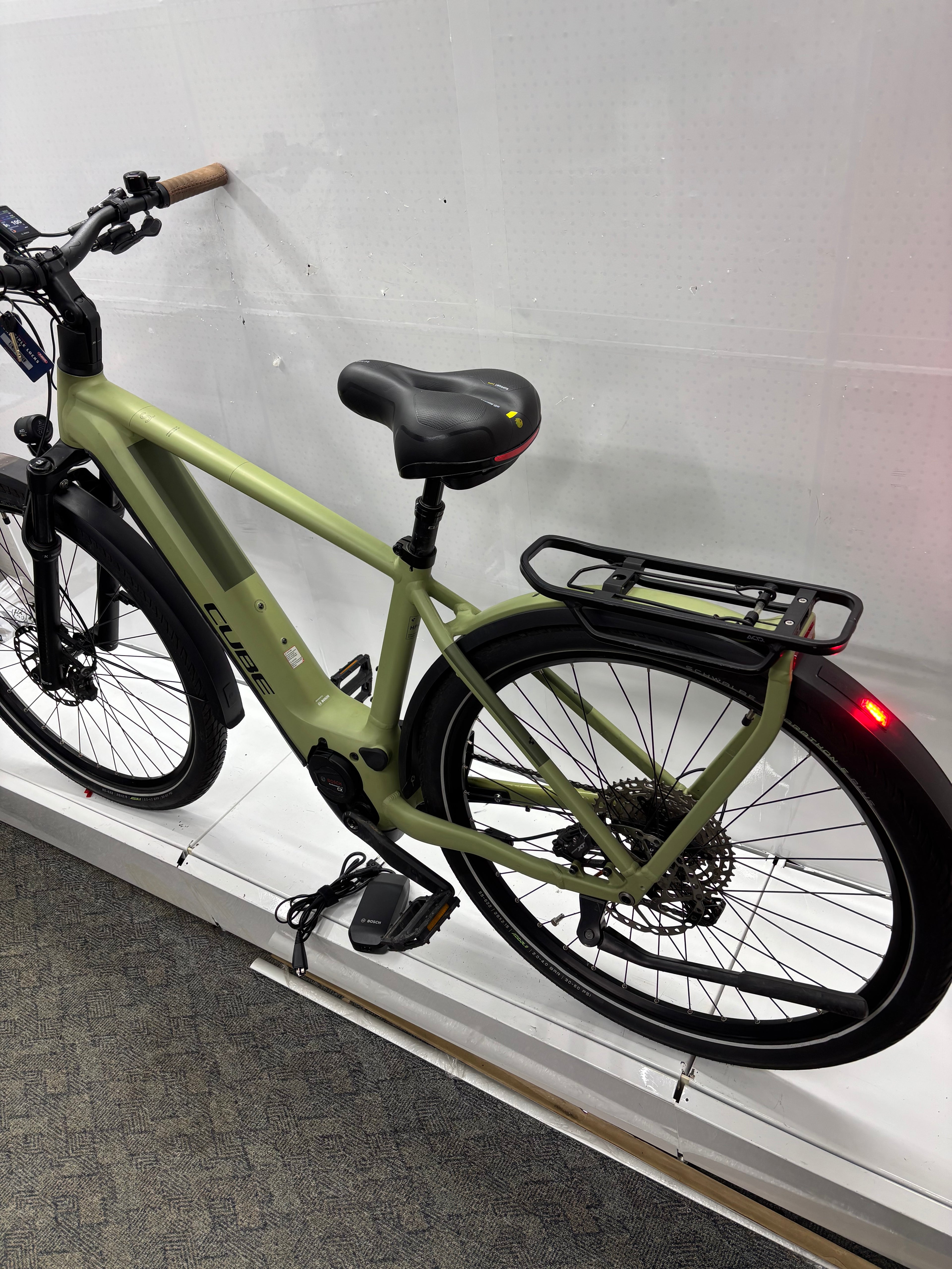 Cube Kathmandu Hybrid SLX 750  nur 650 Km