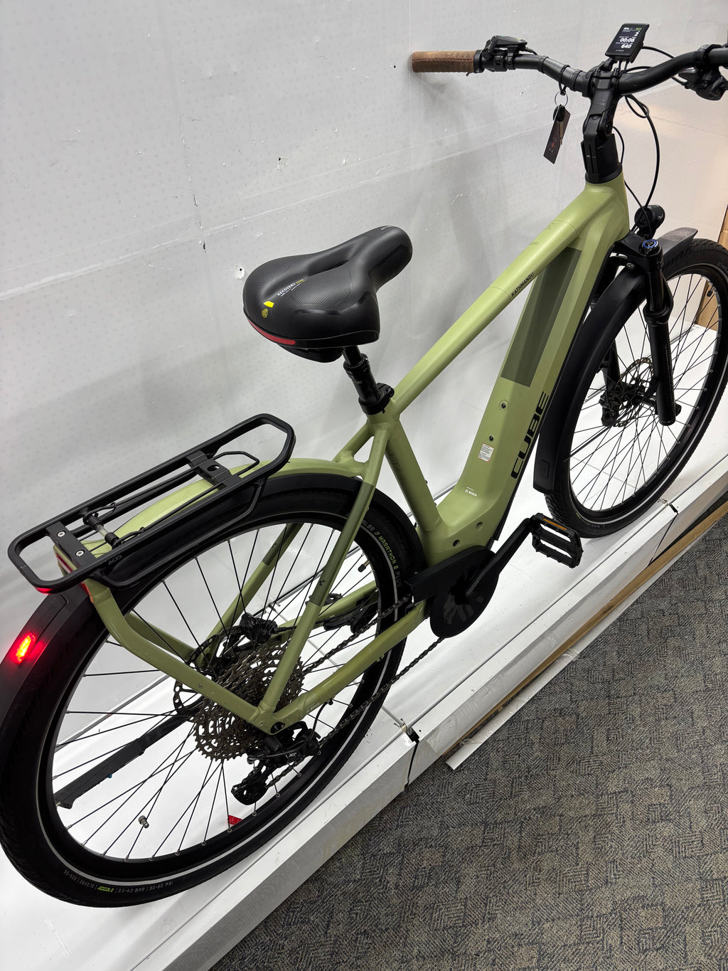 Cube Kathmandu Hybrid SLX 750  nur 650 Km
