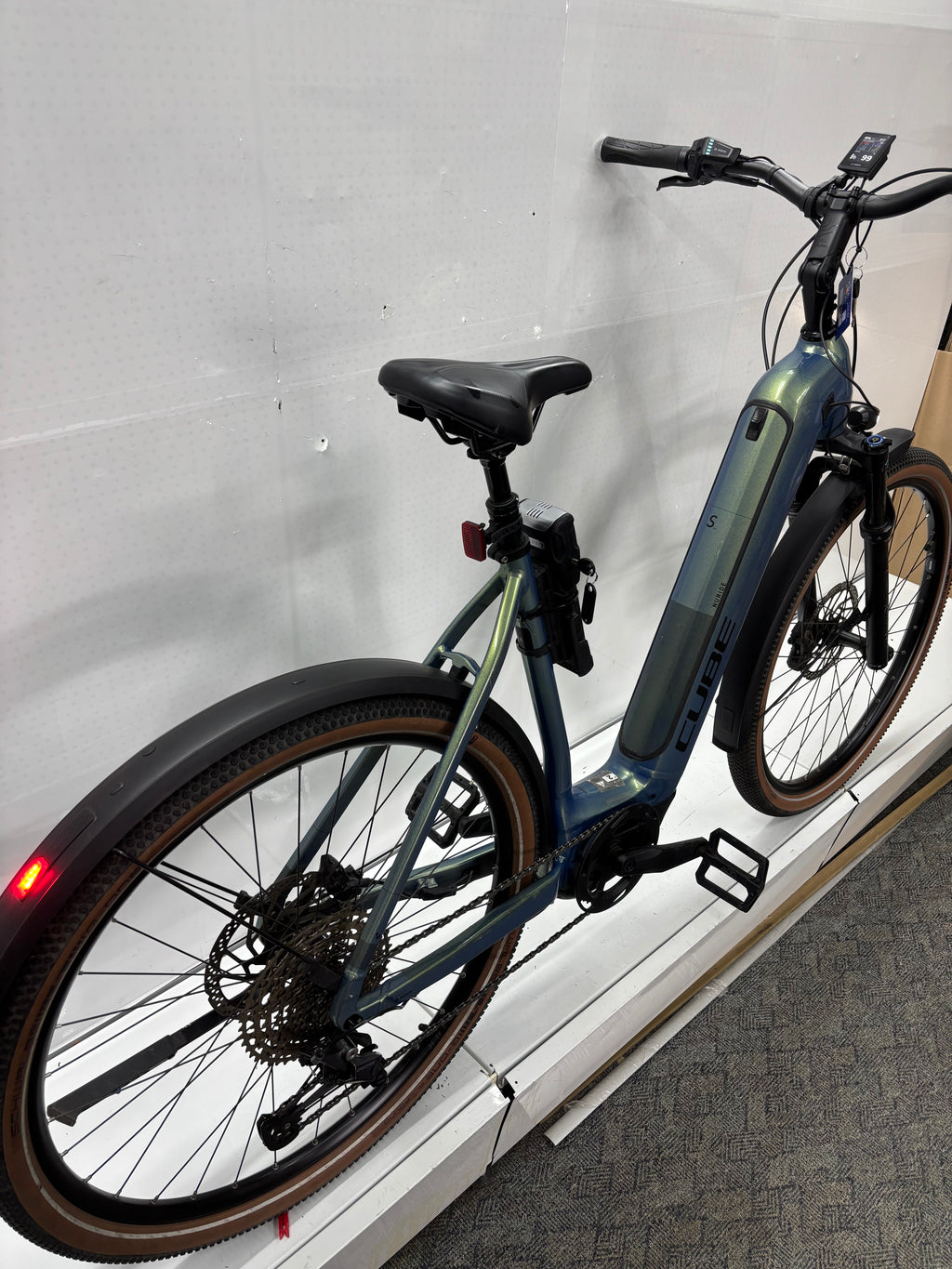 Cube Nuride Hybrid SLX 750