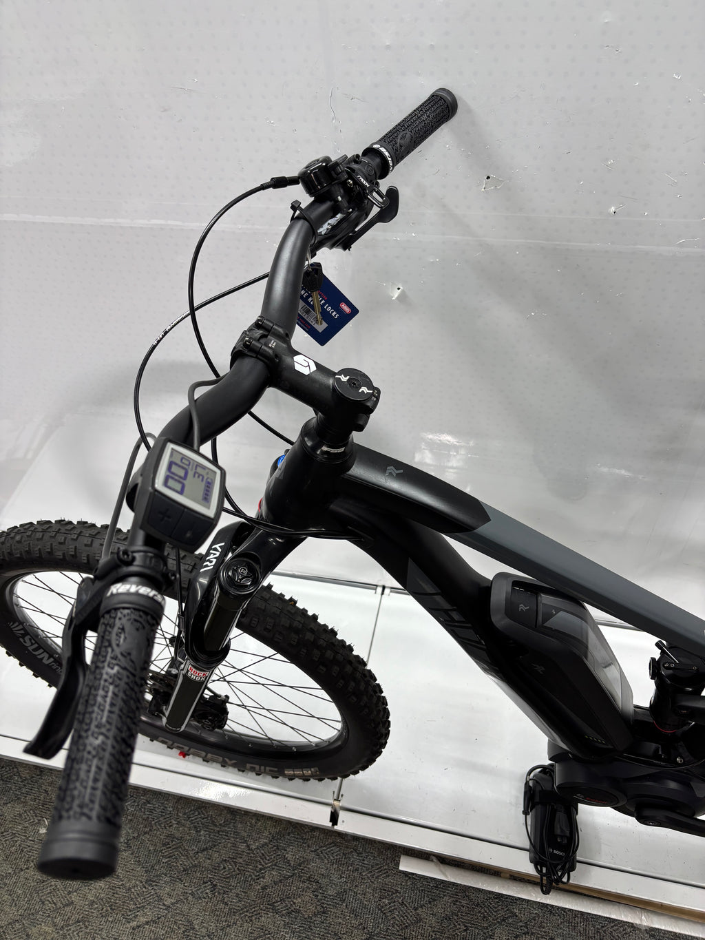 Radon Slide Hybrid 140