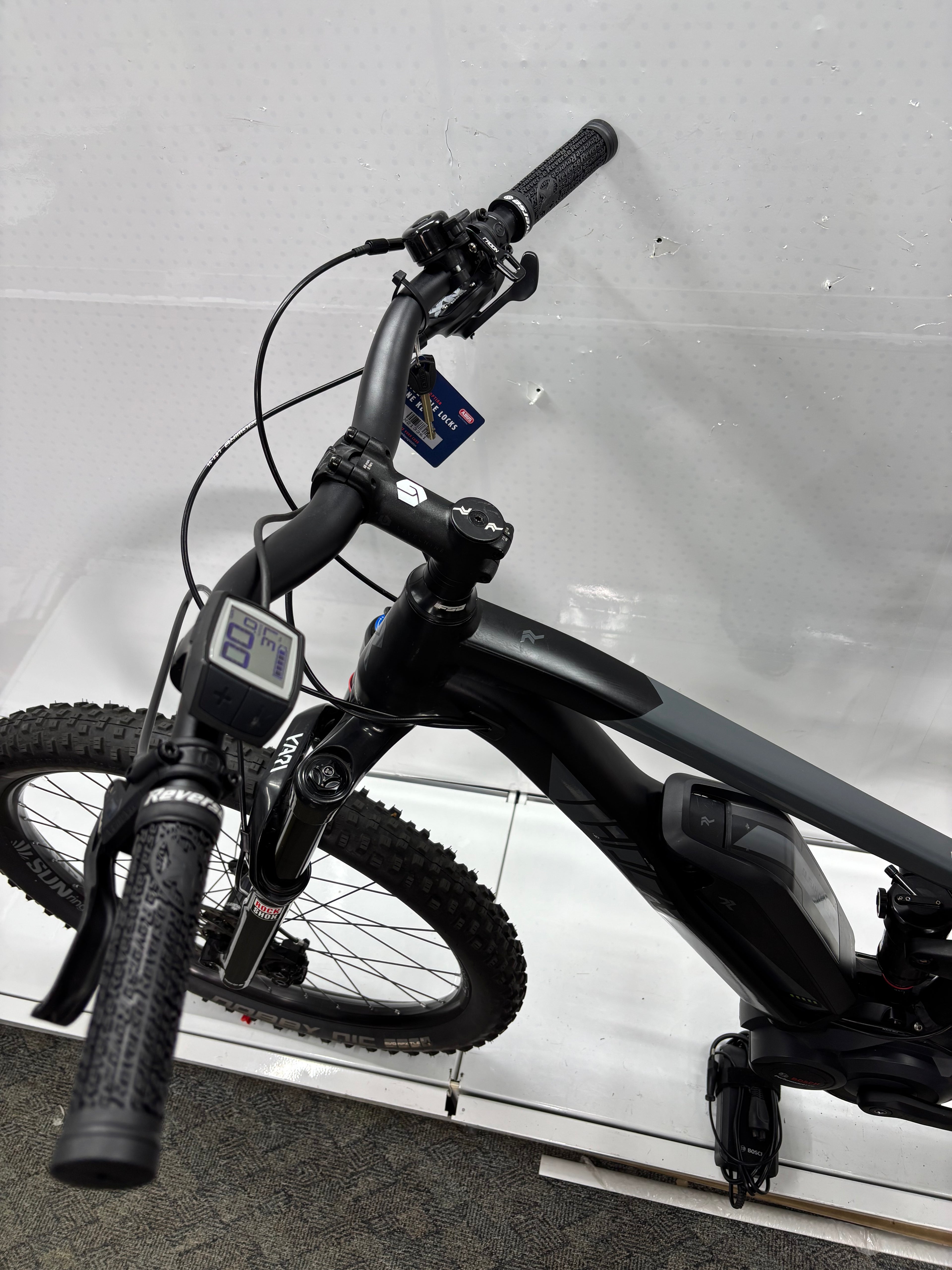 Radon Slide Hybrid 140