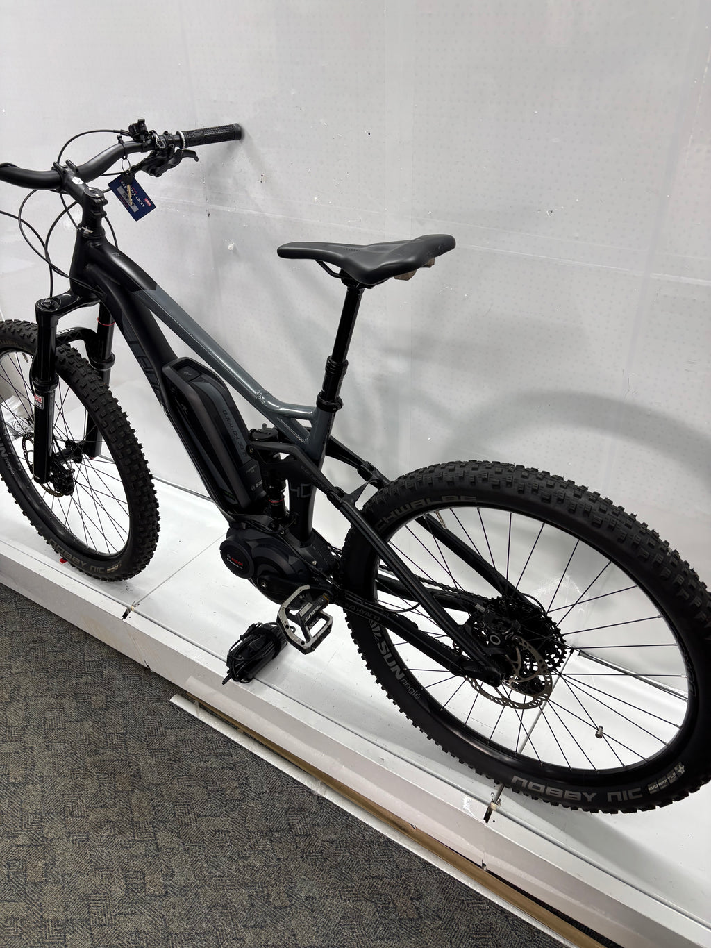 Radon Slide Hybrid 140