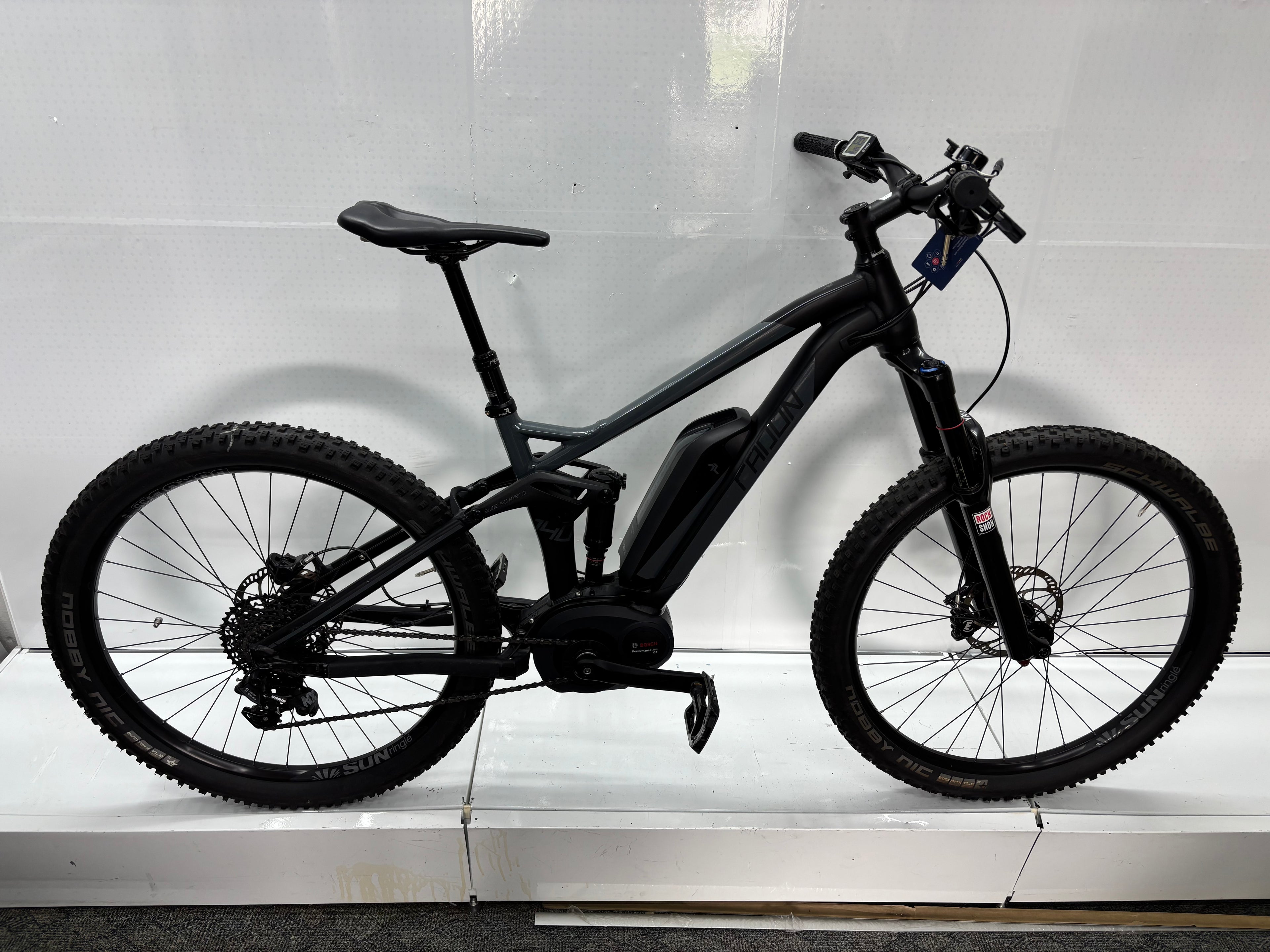 Radon Slide Hybrid 140