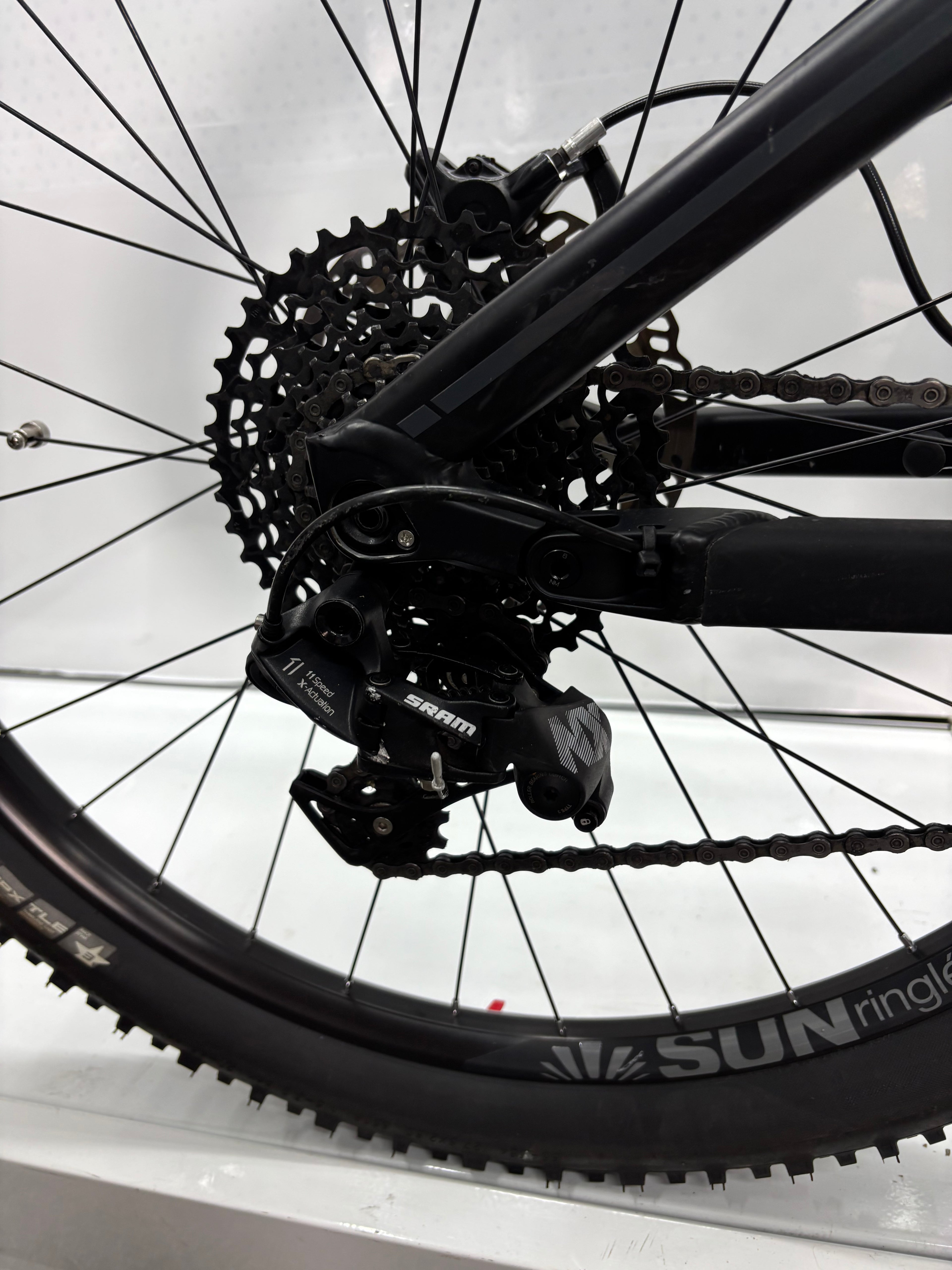 Radon Slide Hybrid 140