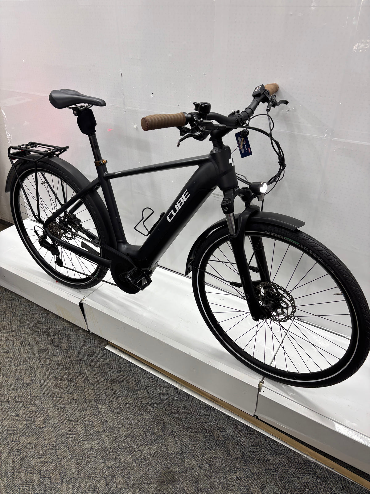 Cube Touring 0-one