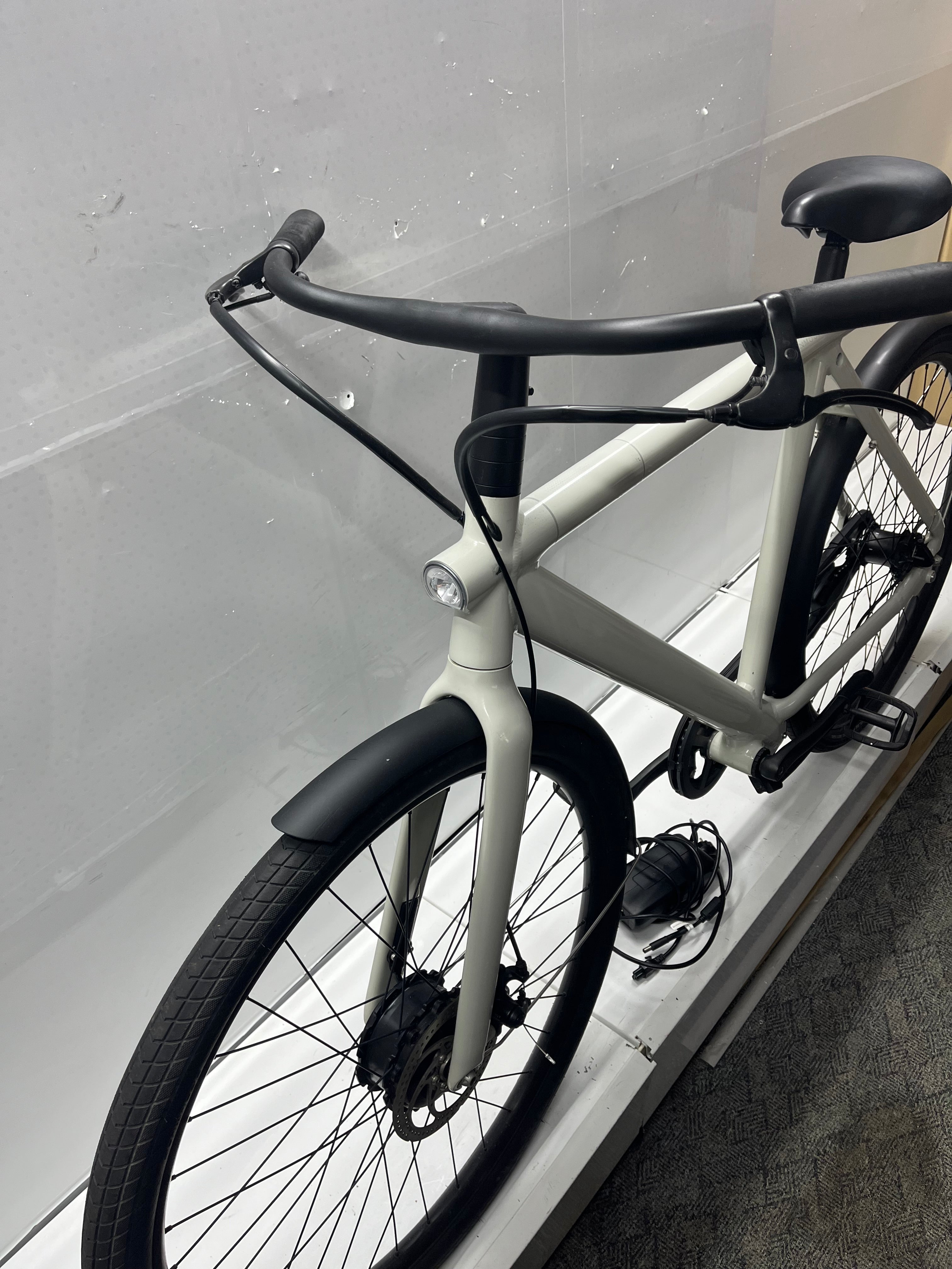 Van Moof S2 leichtes 28" E-Bike - Bastlerrad - DEFEKT