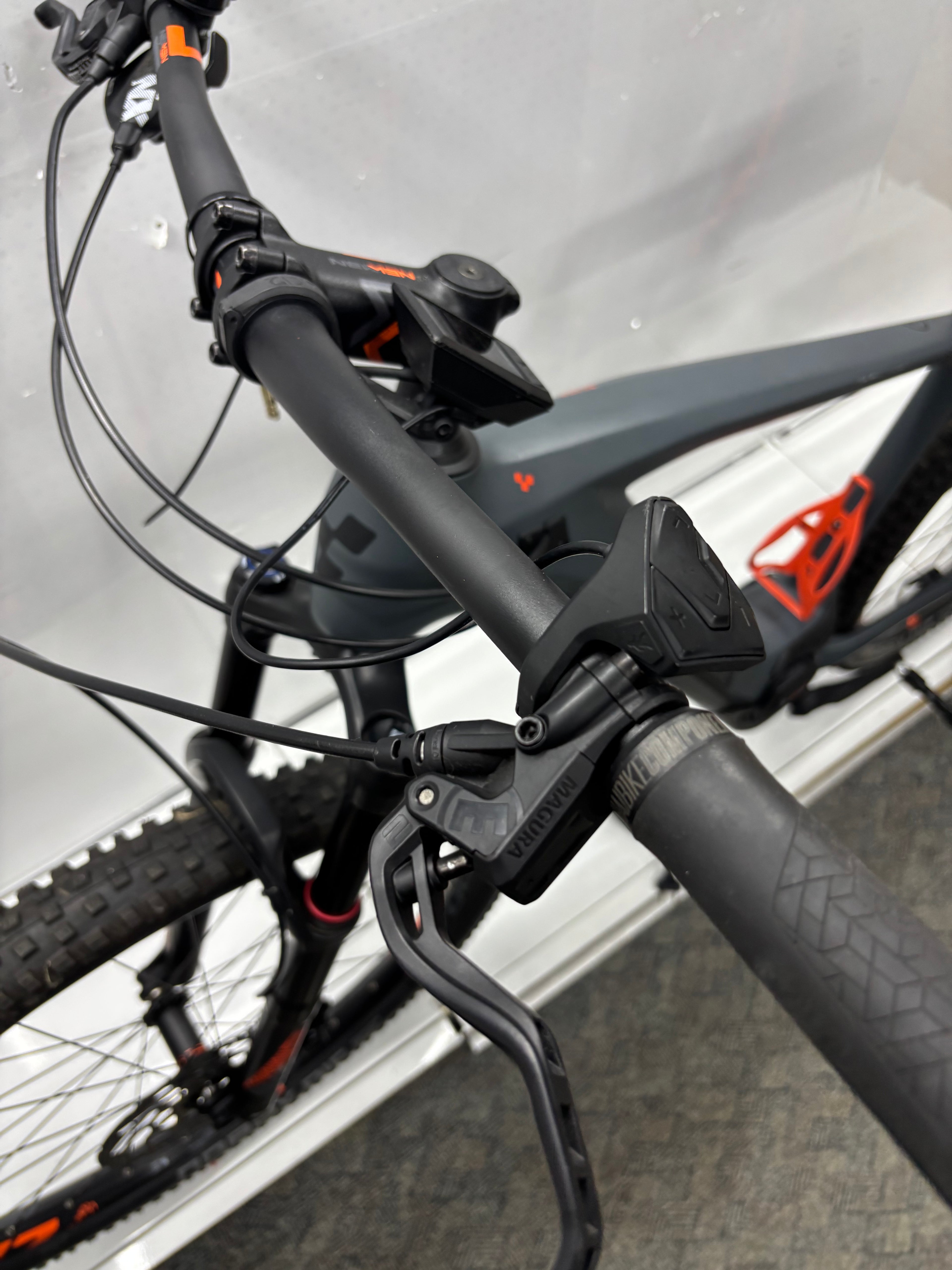 Cube Elite Hybrid C:62
