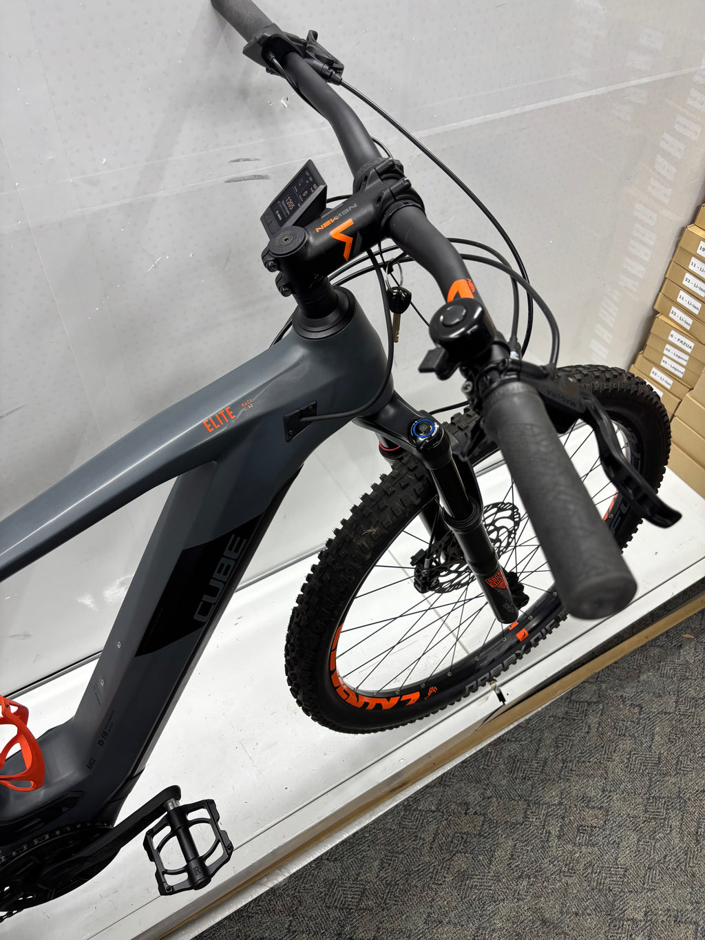 Cube Elite Hybrid C:62