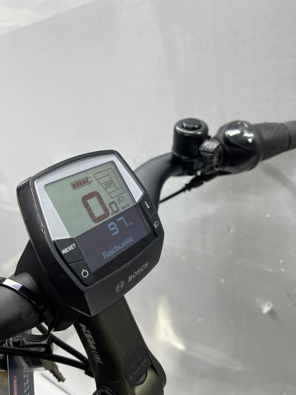 KTM Cento 8 RT