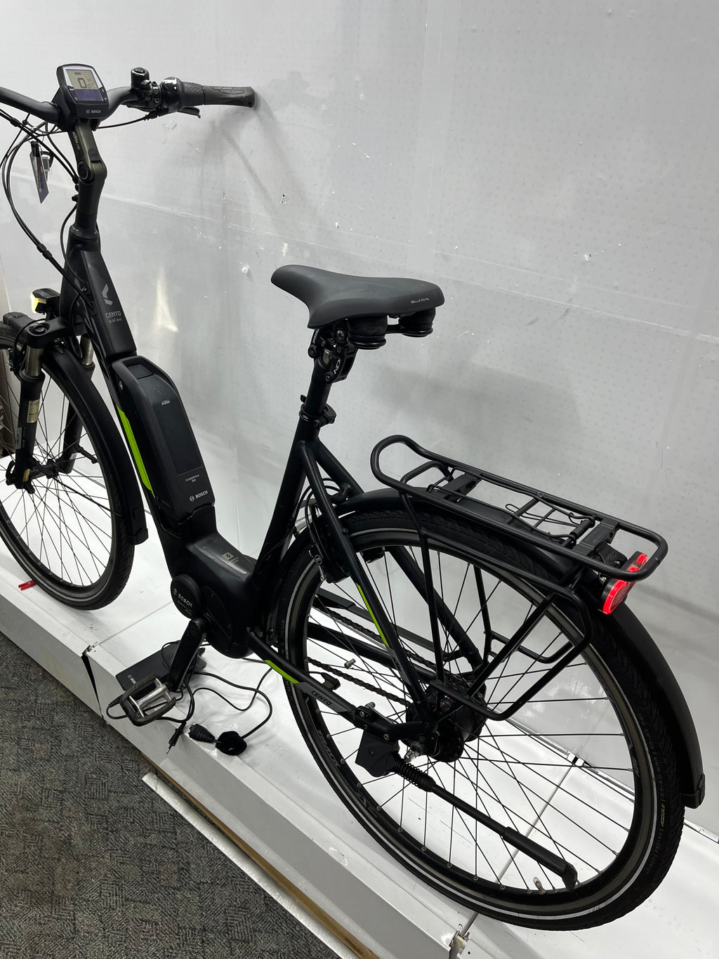 KTM Cento 8 RT